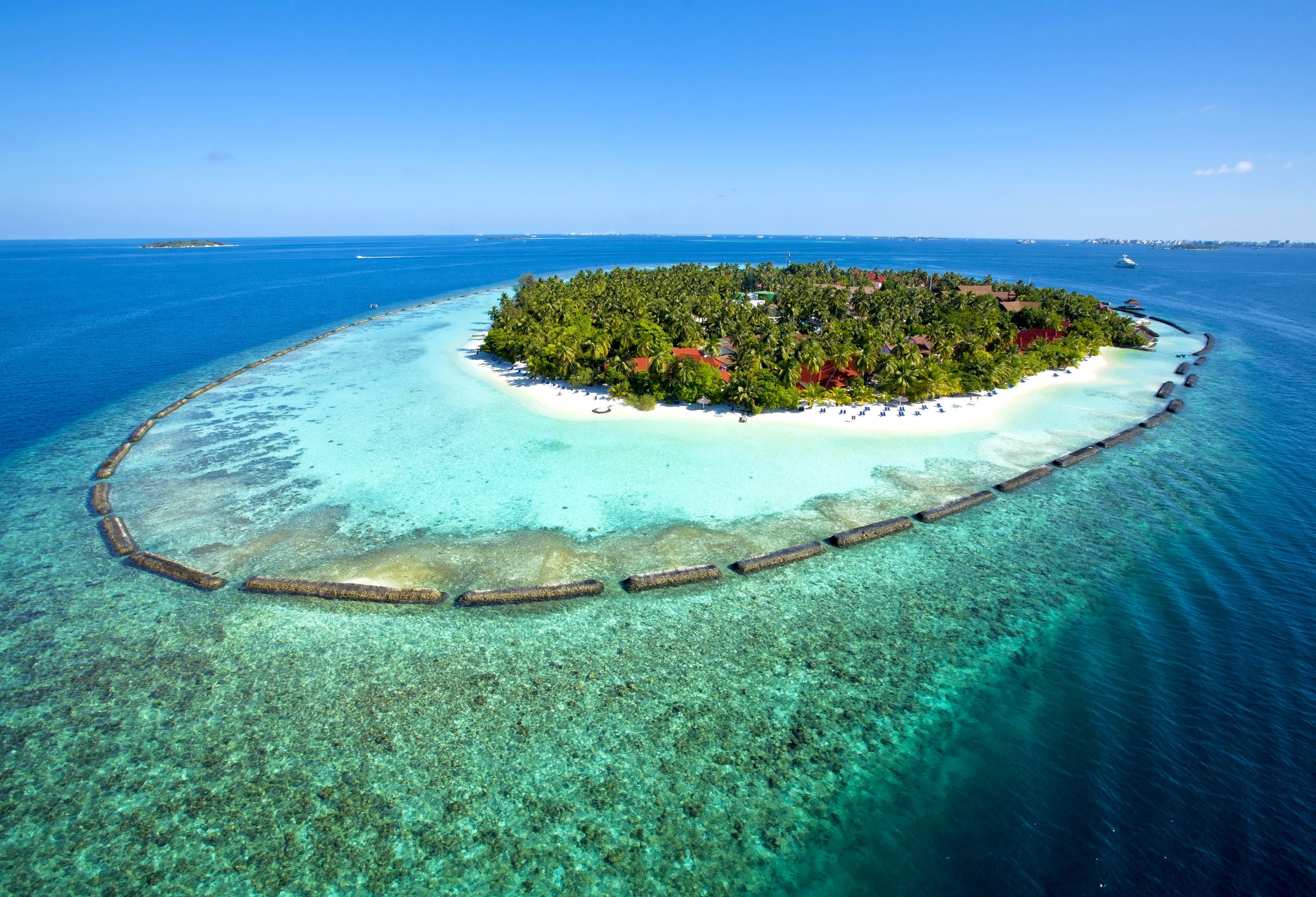 beach, Landscape, Maldives Wallpaper HD / Desktop and Mobile Background