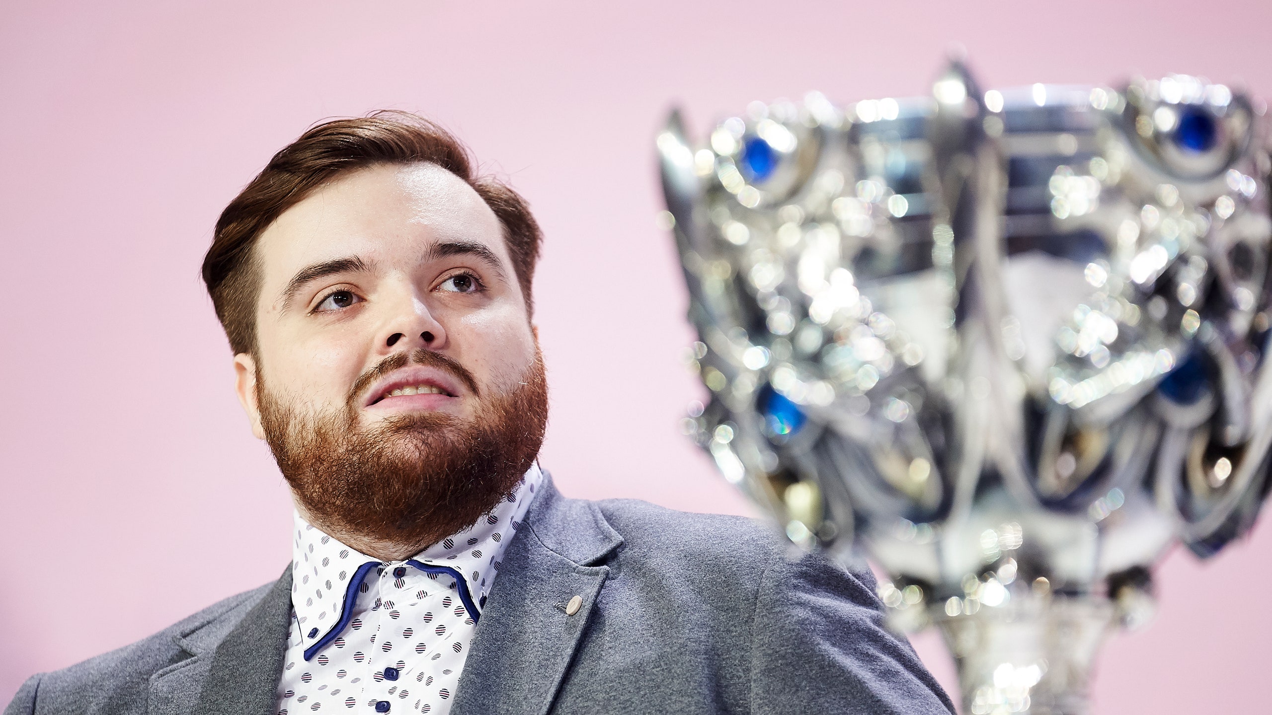 Ganar dinero en Youtube: ya no hará falta que seas Ibai Llanos para amasar tu pequeña fortuna en la plataforma de vídeo. GQ España