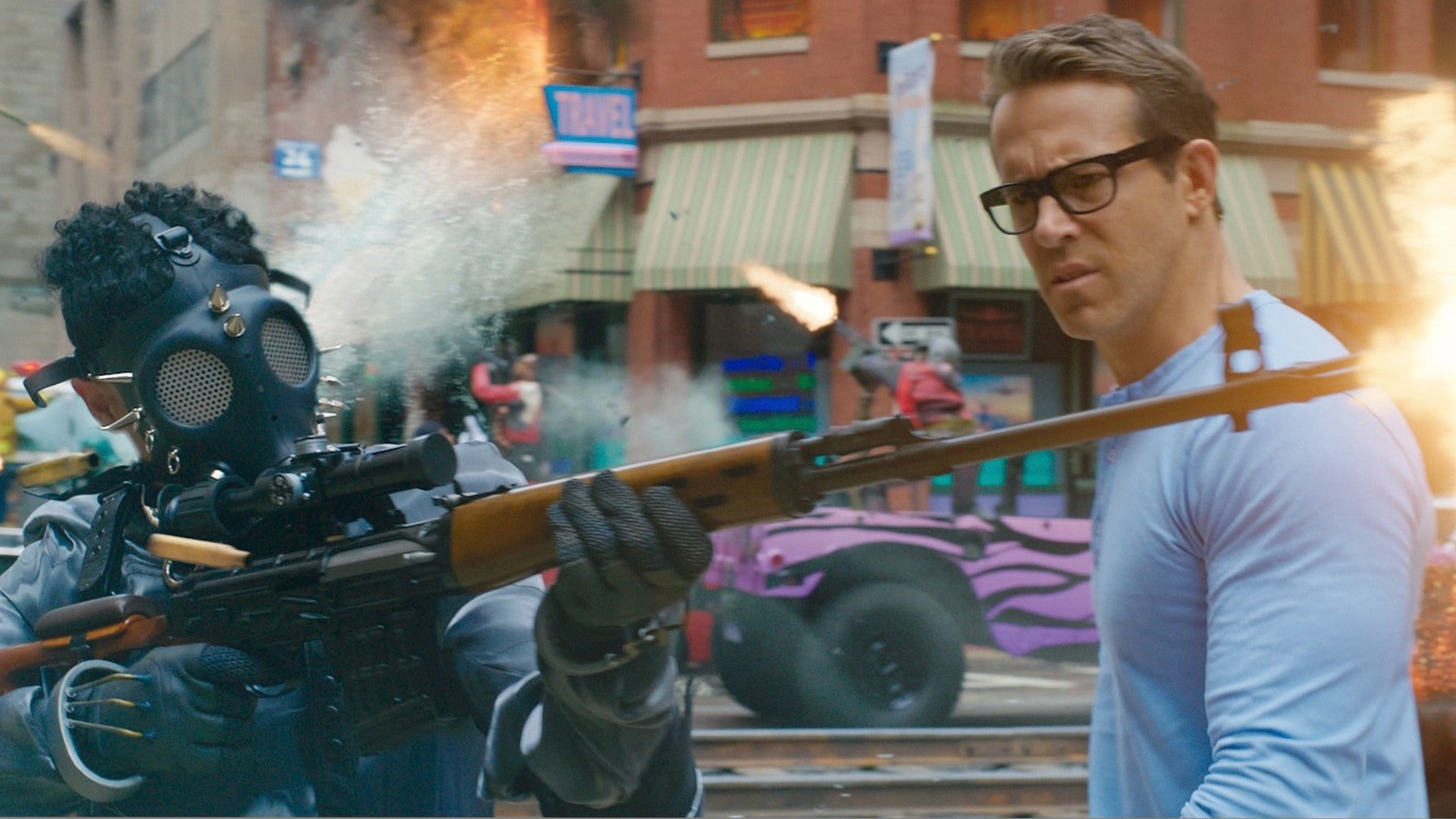 Free Guy: An NPC Goes Rogue in This Exclusive Clip from Ryan Reynolds' Video Game Movie