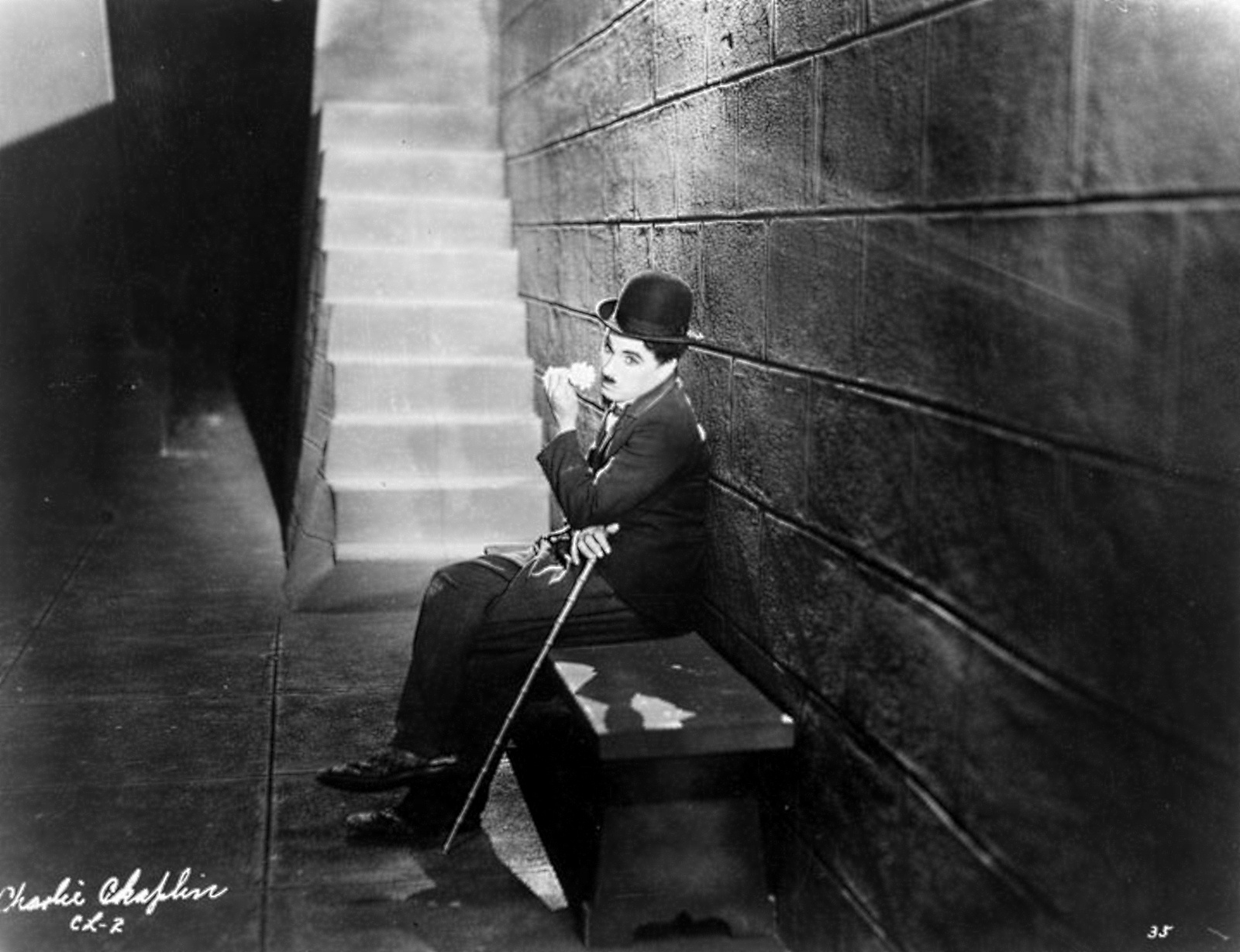 charlie chaplin wallpaper city lights