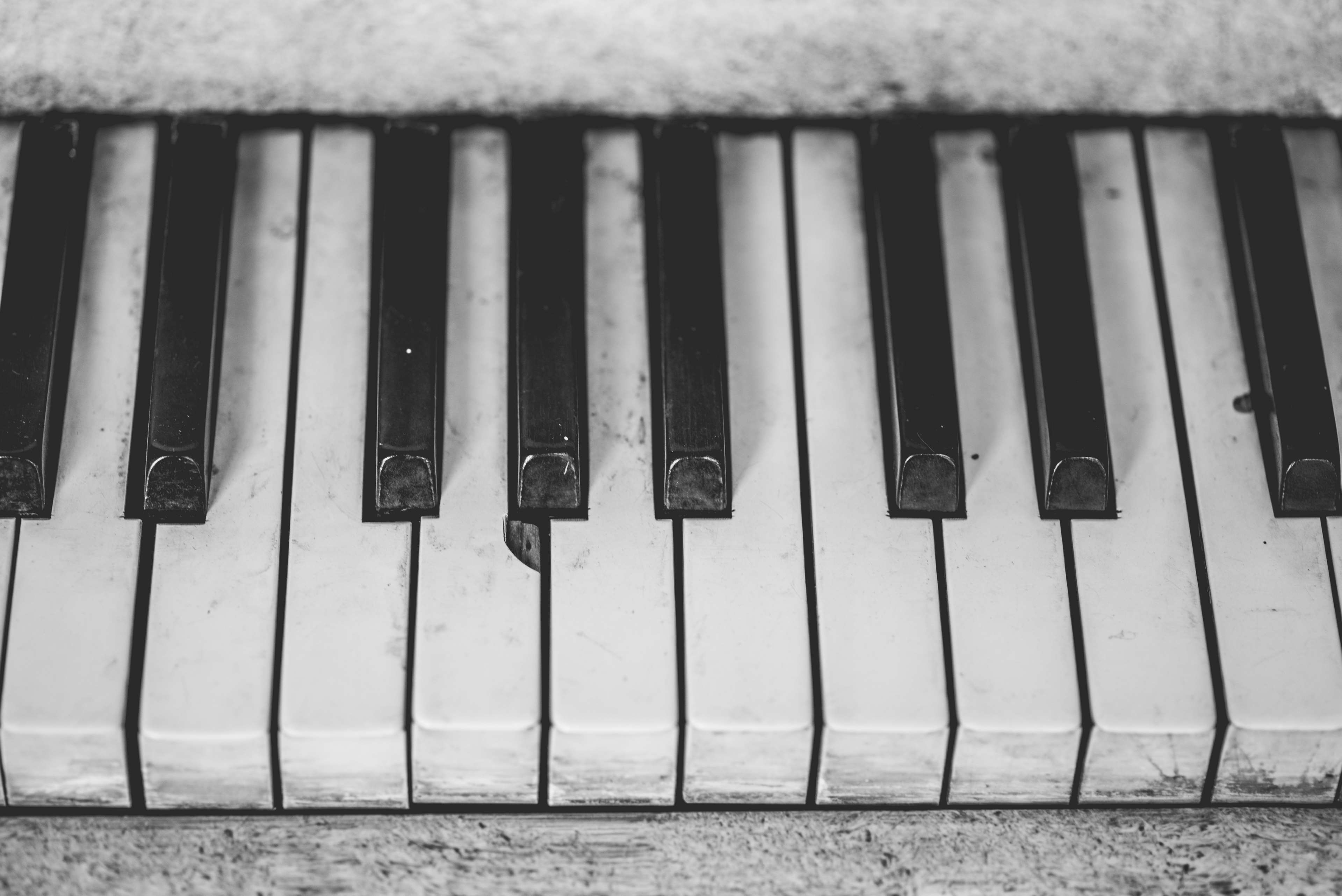 antique, black and white, classic, close up, musical instrument, piano, vintage 4k wallpaper