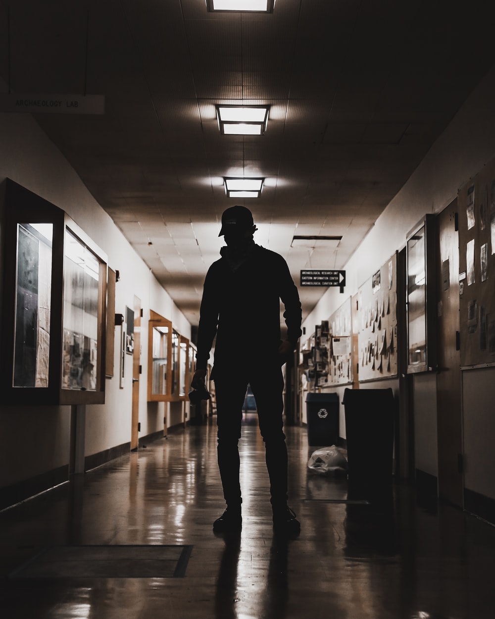 School Hallway Picture. Download Free Image