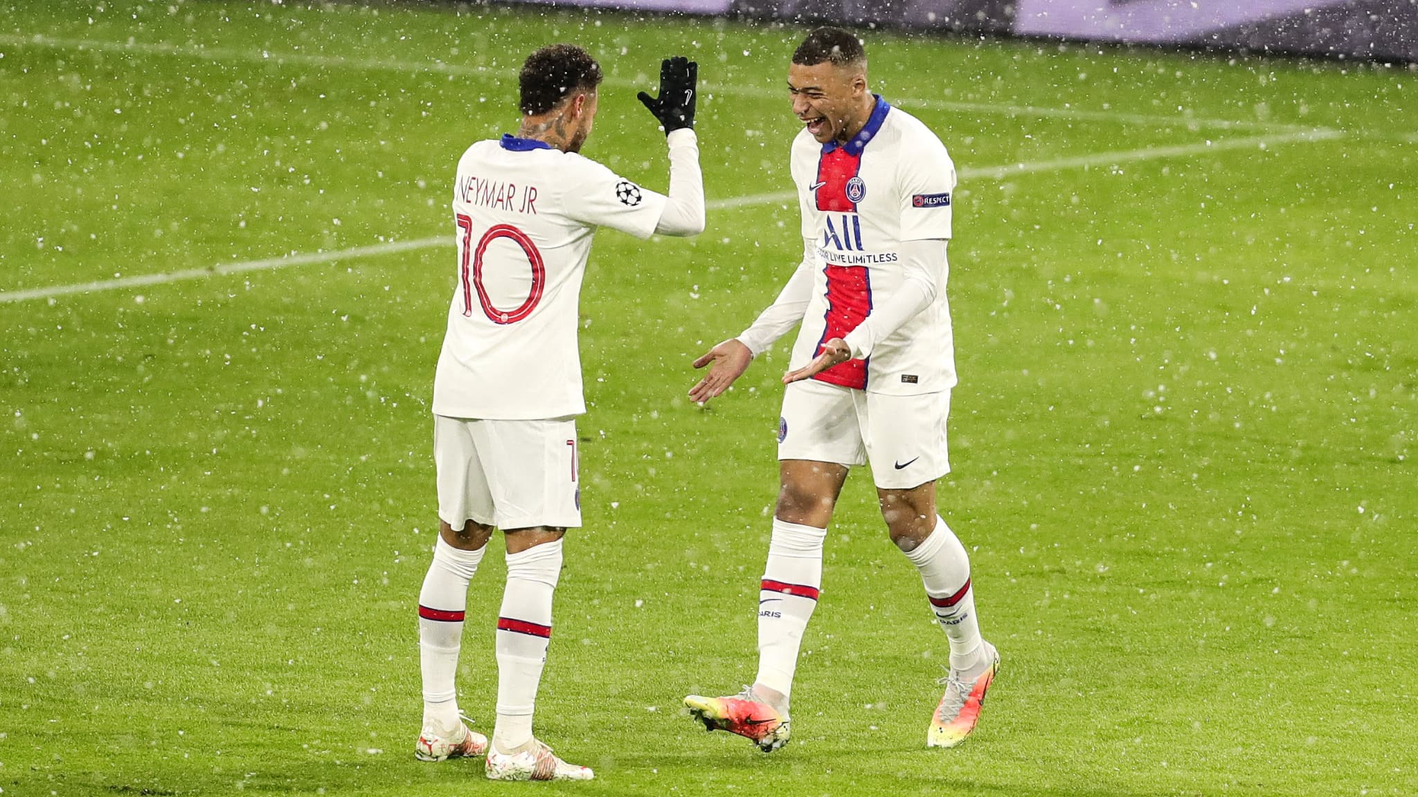 Bayern PSG: Mbappé And Neymar, The Parisian Stars At The Rendezvous Indian Paper