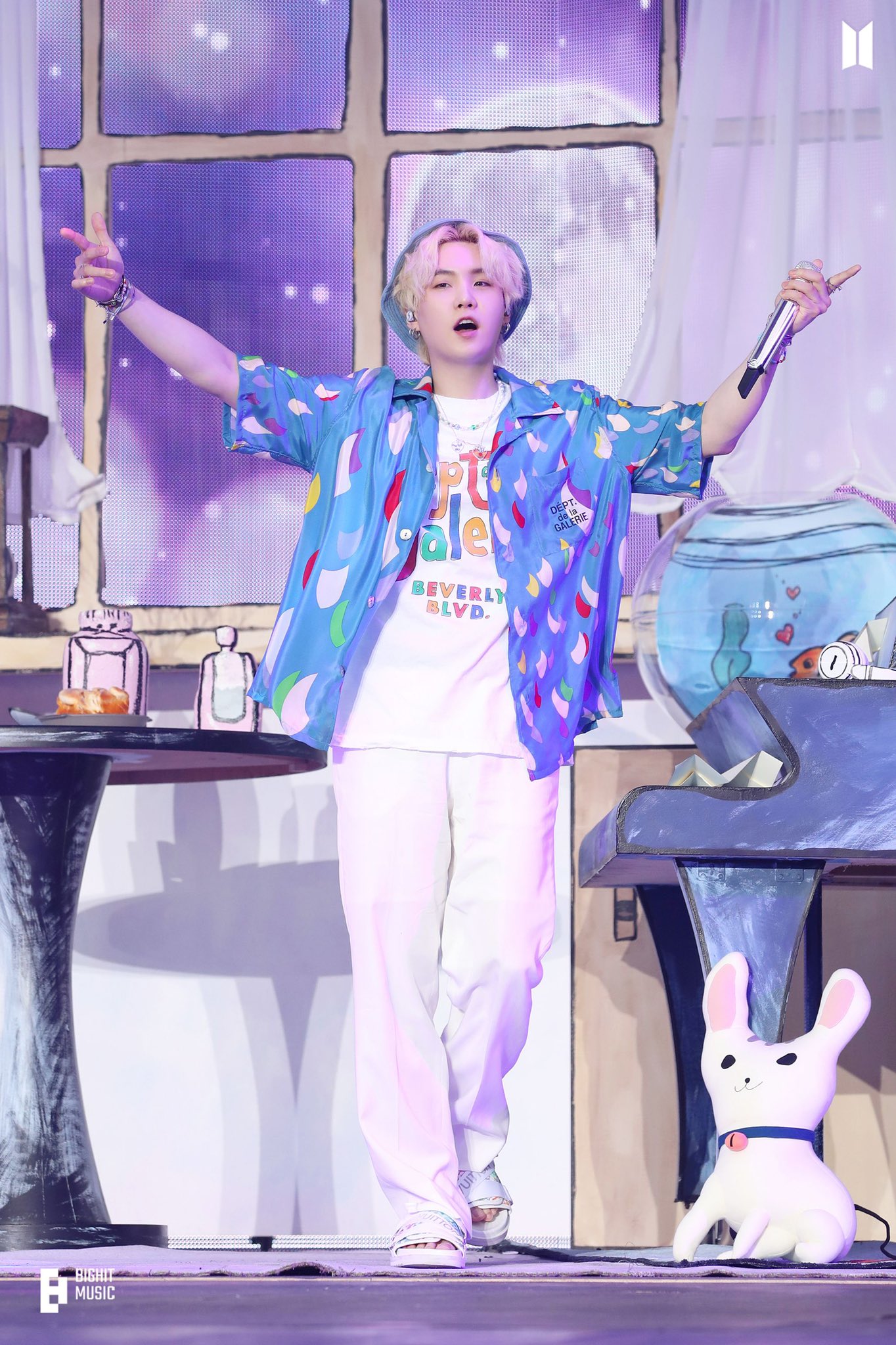 MUSTER PHOTO SKETCH. SUGA (BTS) Photo