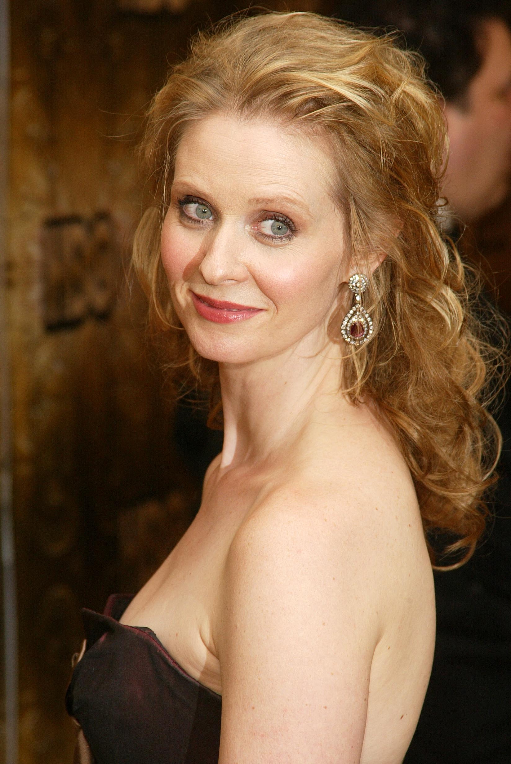 Cynthia Nixon wallpaper