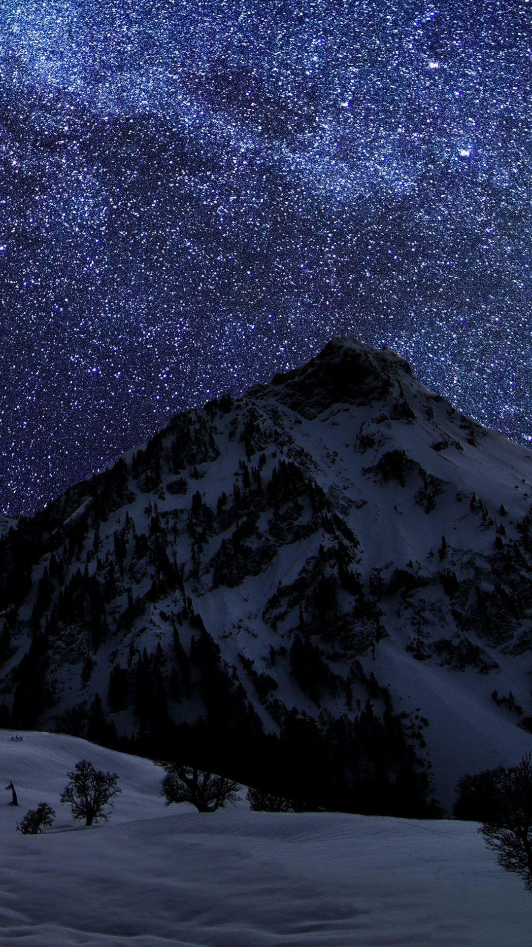 Snow Mountain Night Sky Stars. Android Wallpaper. Night sky wallpaper, Mountains at night, Night sky stars
