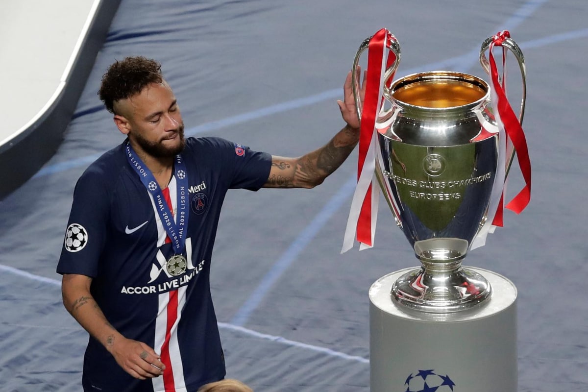 See Photo: Neymar Just Couldn't Stop Crying as PSG Fail to Win UEFA Champions League