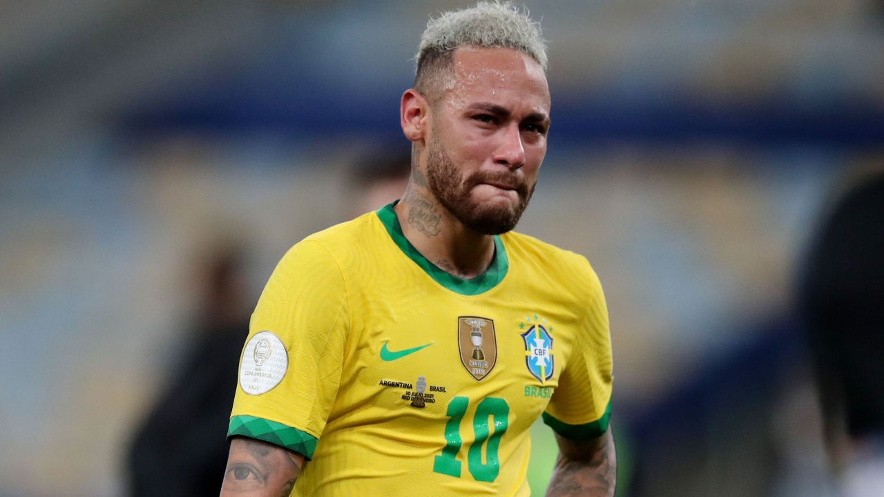 Copa America: Neymar breaks down after Brazil's defeat