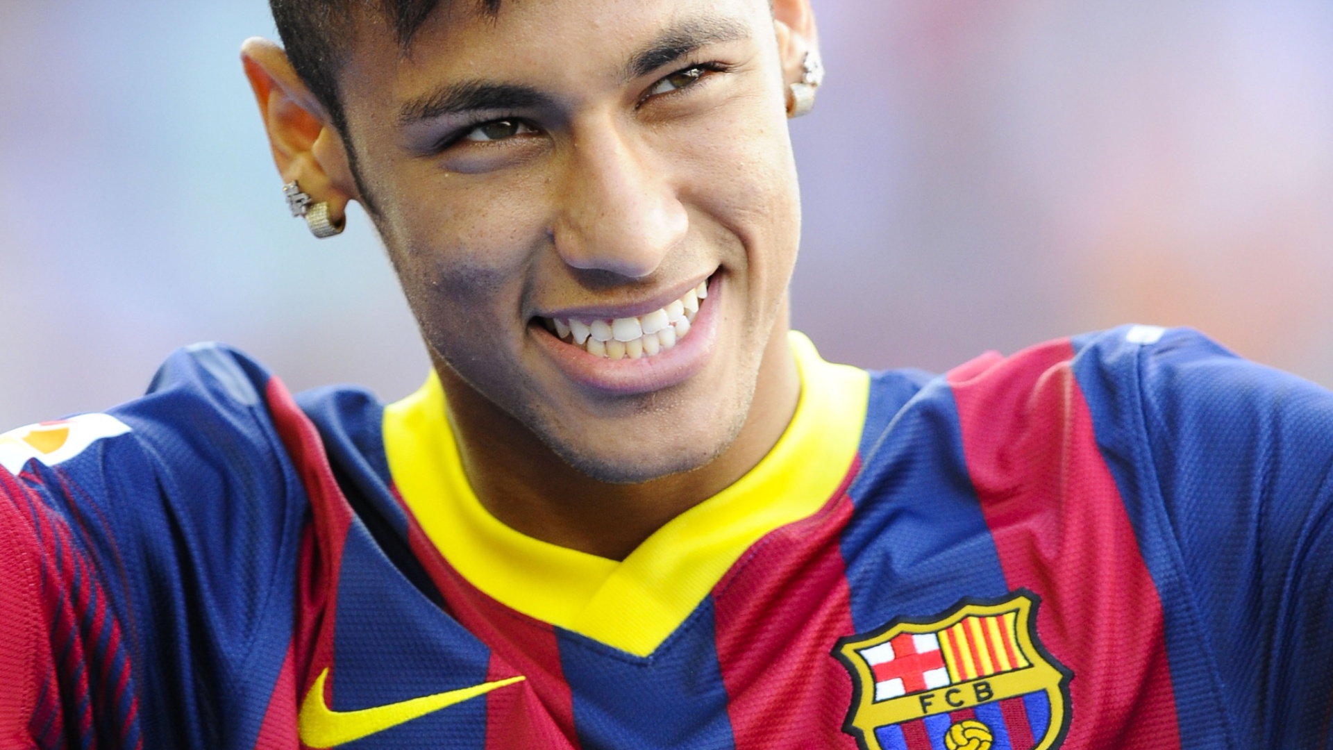 Barcelona Neymar smiling wallpaper and image, picture, photo
