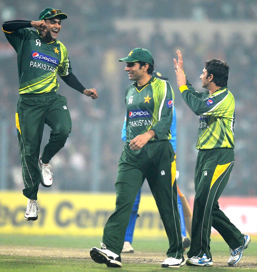Cricket photo index vs India, Pakistan tour of India, 2nd ODI Match photo