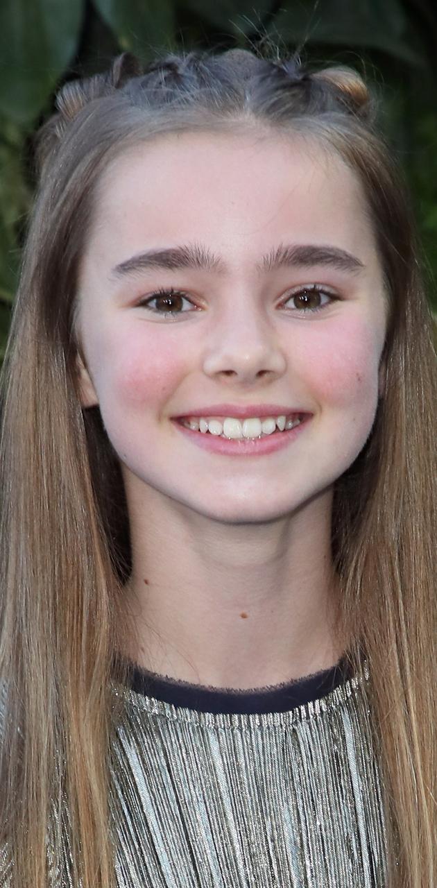 Isabella Sermon wallpaper