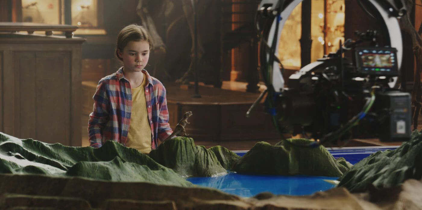 Isabella Sermon as Maisie Lockwood in Jurassic World: Fallen Kingdom (2018) (1400×696). Jurassic park world, Jurassic world, Fantasy tv