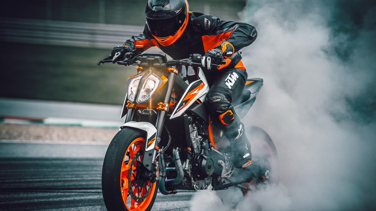 Twin Cylinder KTM 490 Duke, KTM 490 Adventure To Launch In 2022
