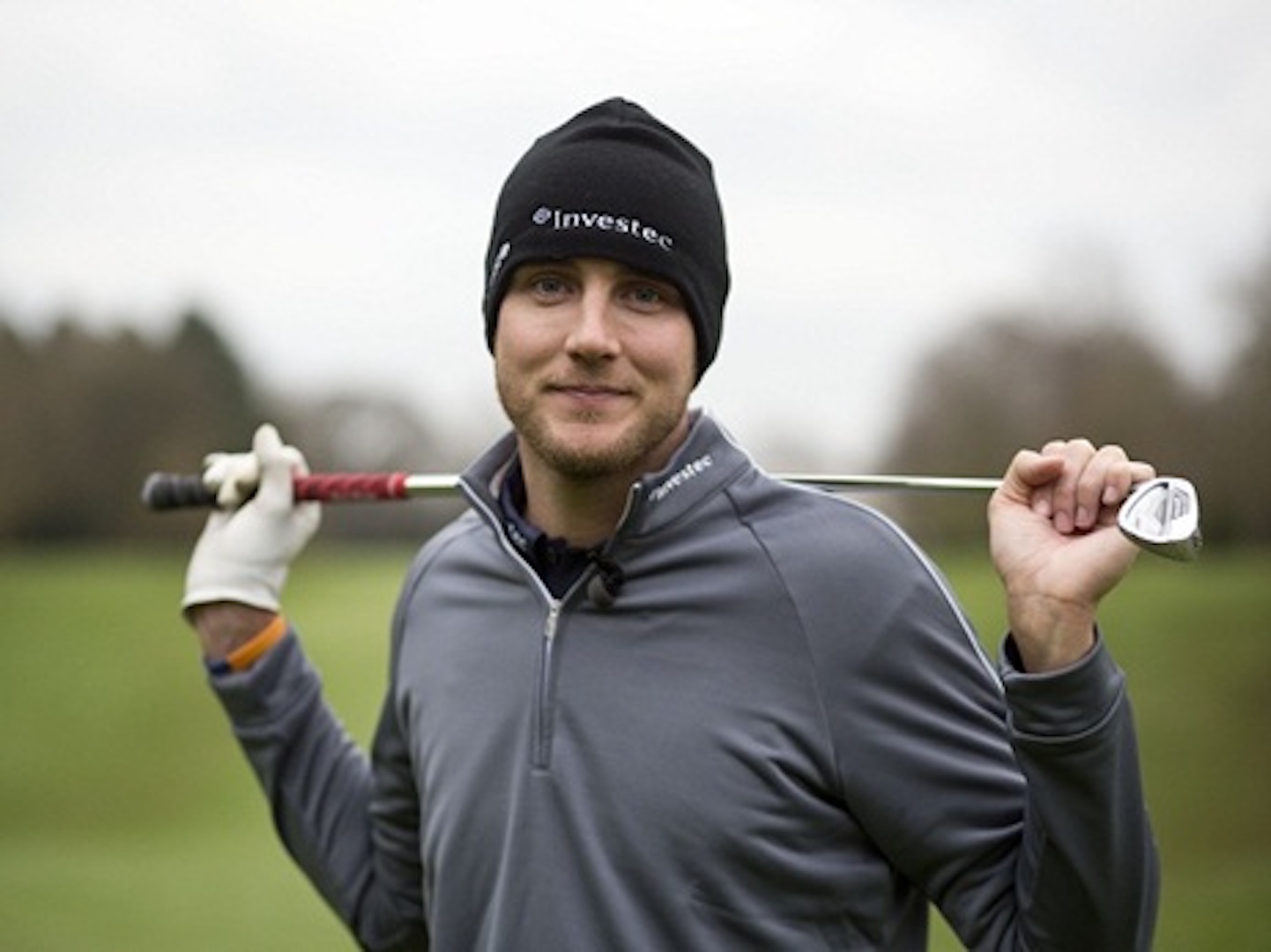 England cricketer Stuart Broad injured by golf ball in Australia