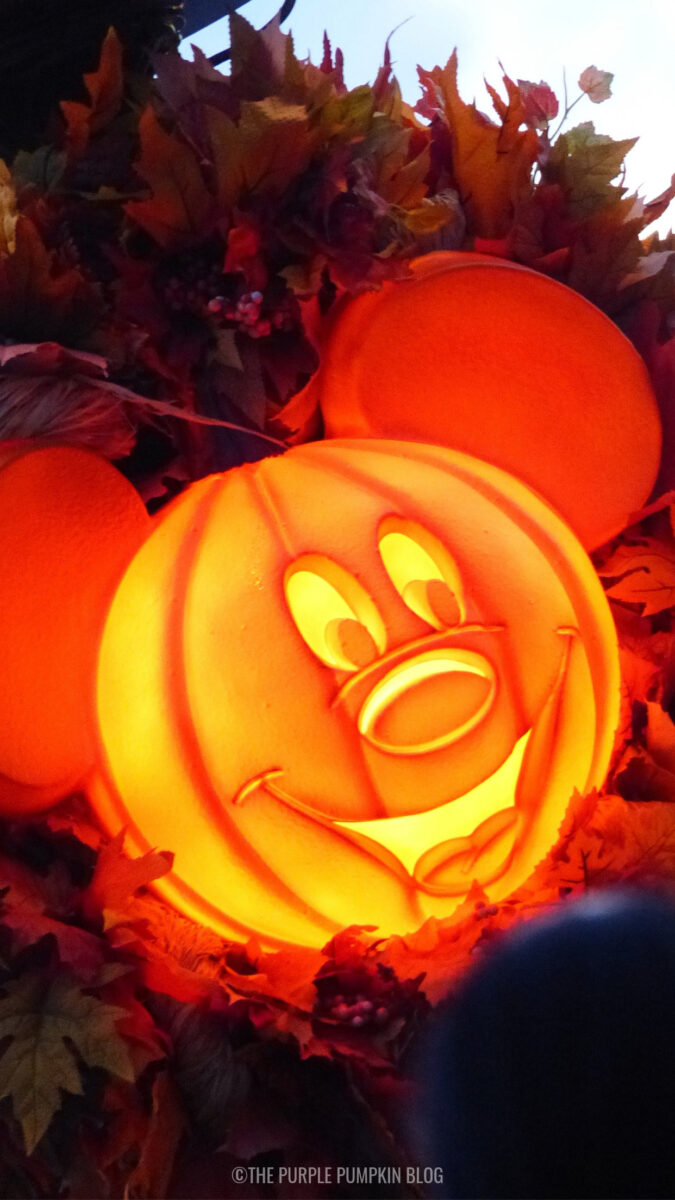 Disney Halloween Pumpkins Phone Wallpaper