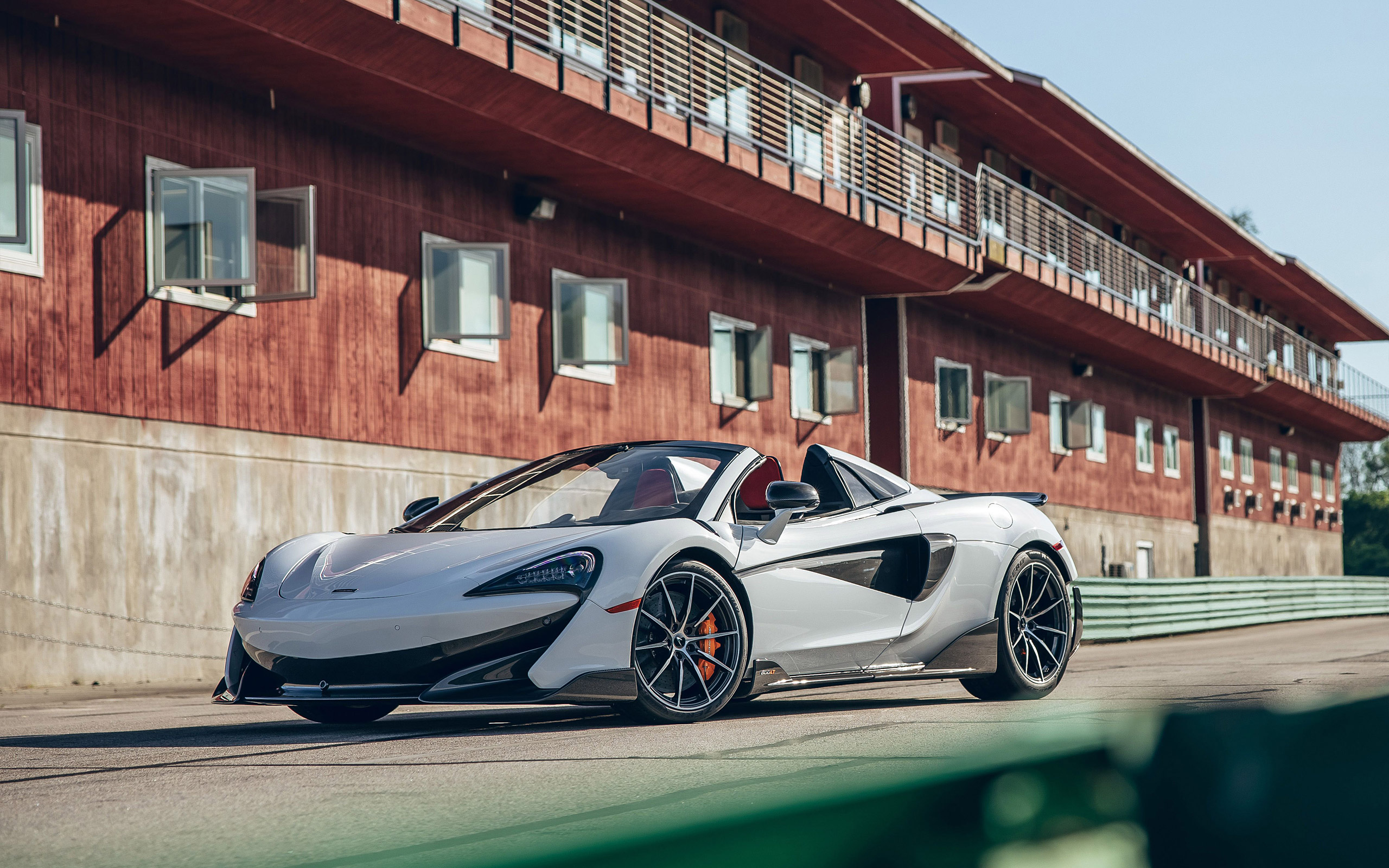 2020 McLaren 600LT Spider 011 1600