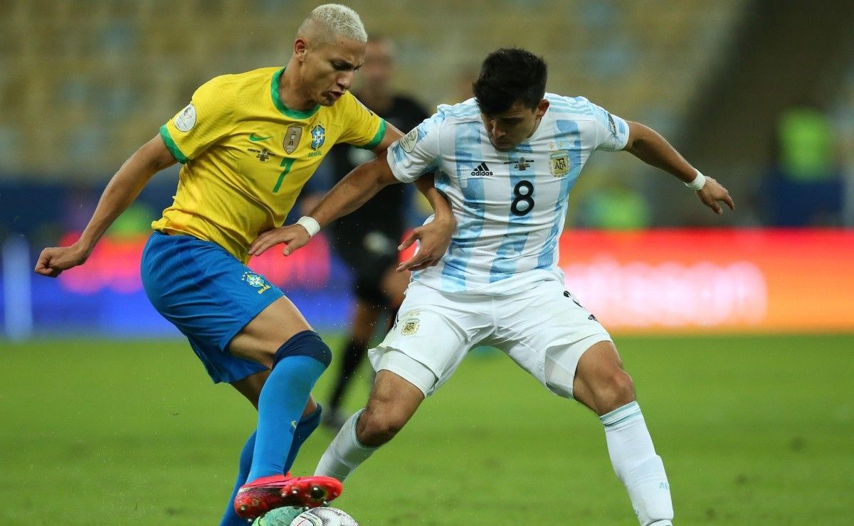 Huevo Acuña's wife told what is the new wallpaper that he has