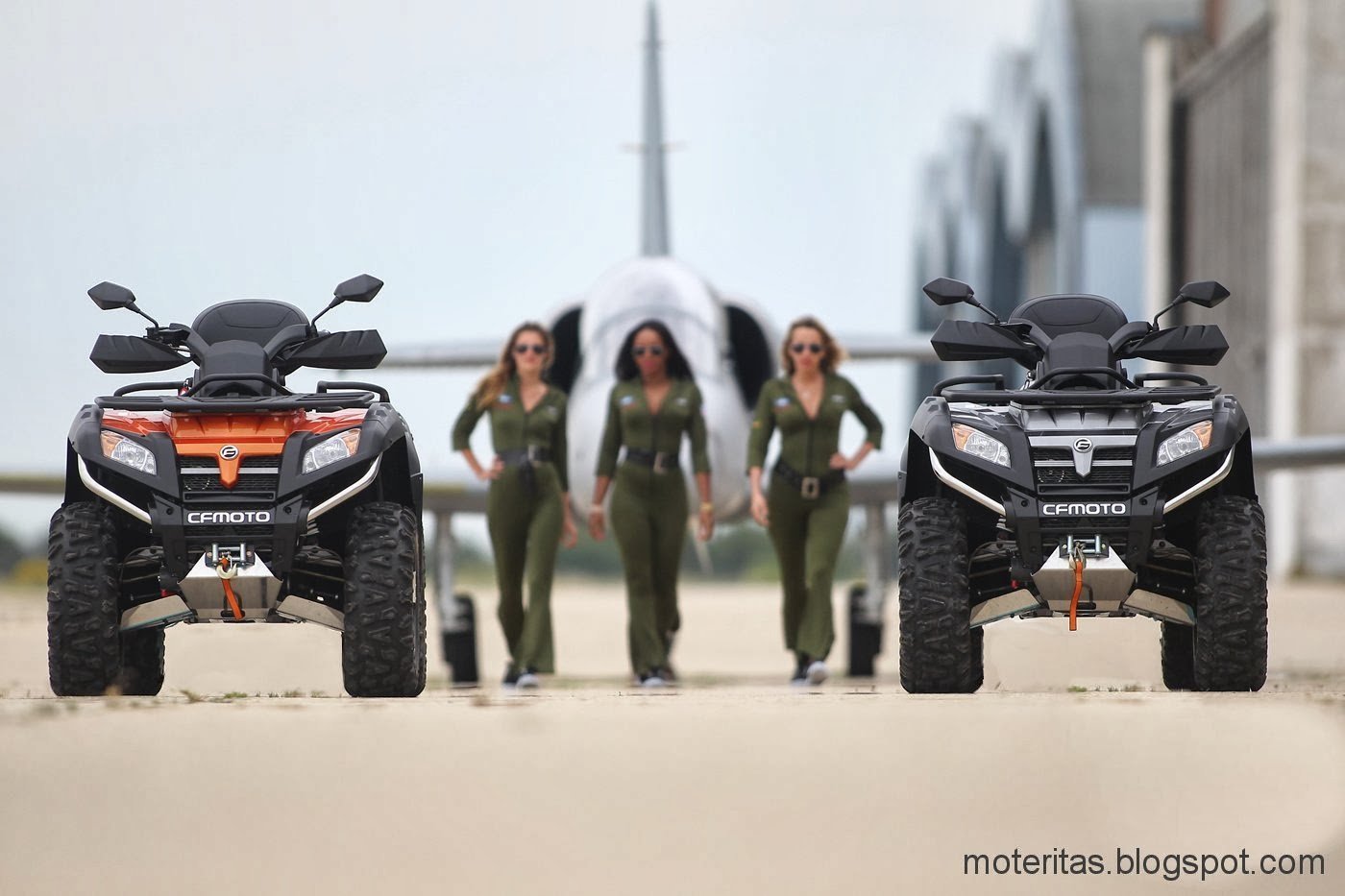Motos y mujeres resolución HD: Military ATV CFMoto