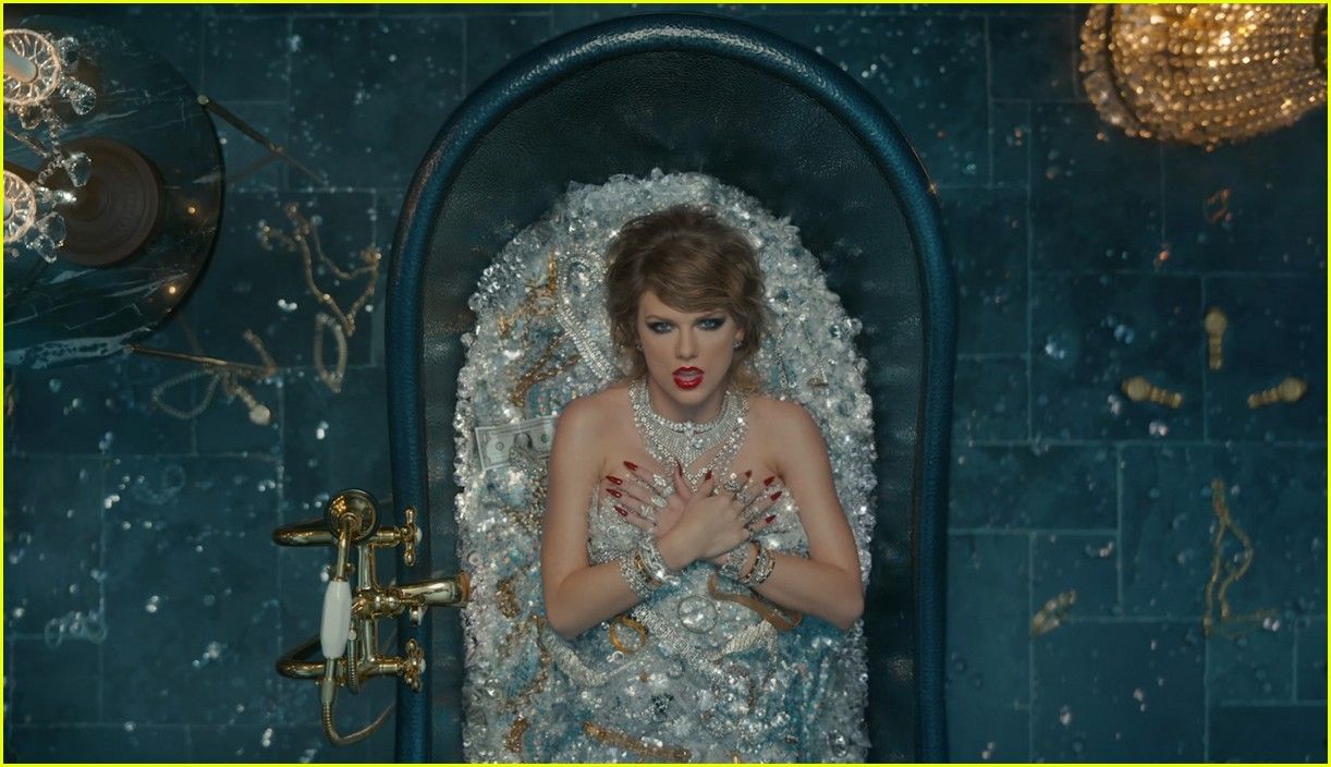 taylor swift look what you made me do video stills 01. Taylor swift new, Taylor swift, Taylor swift album