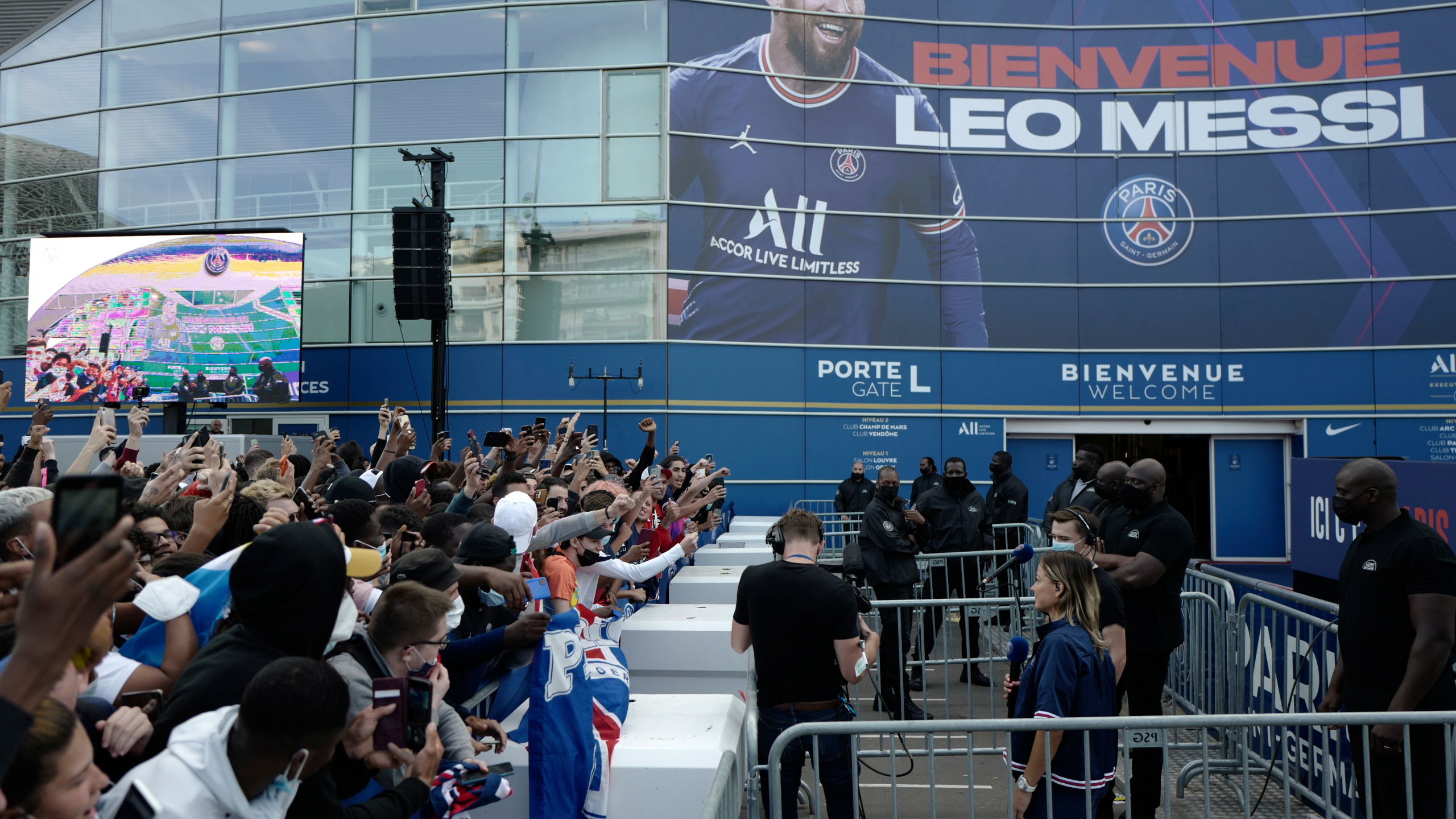 Lionel Messi eyes Champions League trophy with PSG