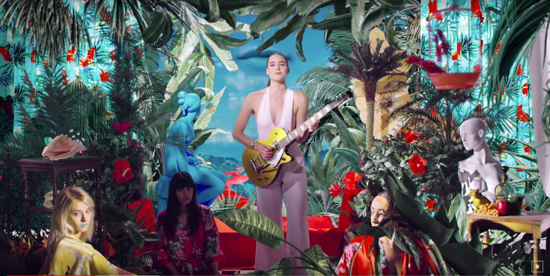 Drinkee by Sofi Tukker. The Strength of Architecture