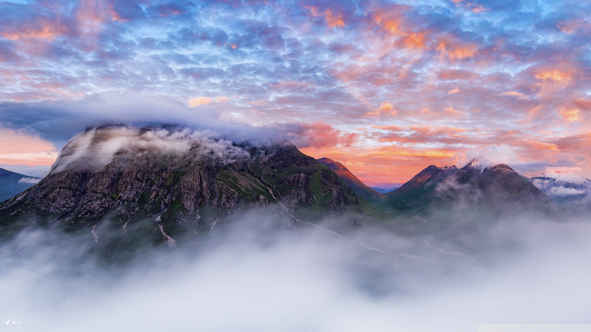 Misty Mountain Sunset HD Wallpaper