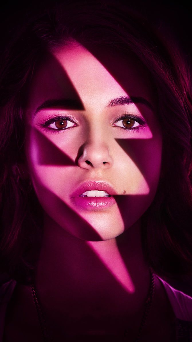 Power Rangers Phone Wallpaper. Moviemania. Naomi scott power rangers, Naomi scott, Power rangers