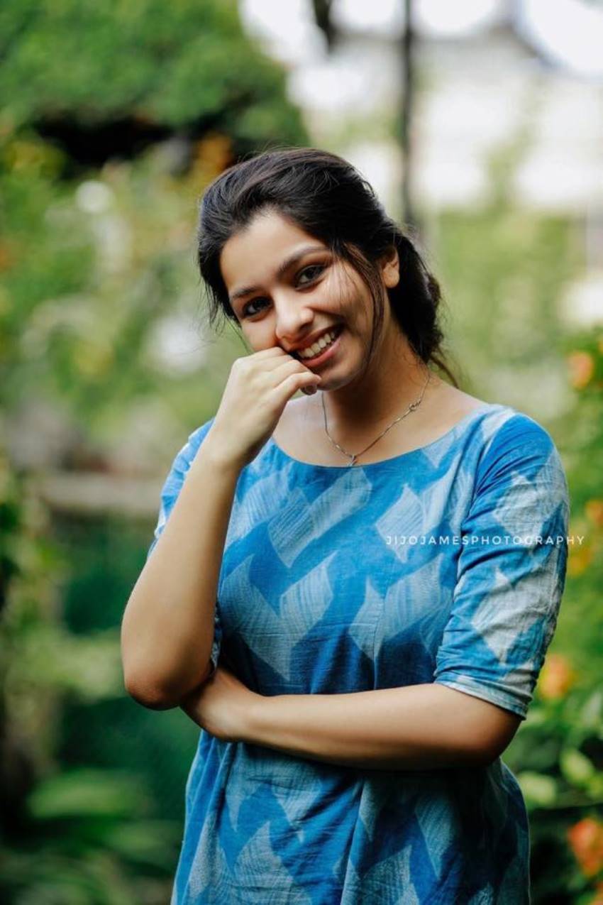 Niranjana Anoop Photo [HD]: Latest Image, Picture, Stills of Niranjana Anoop