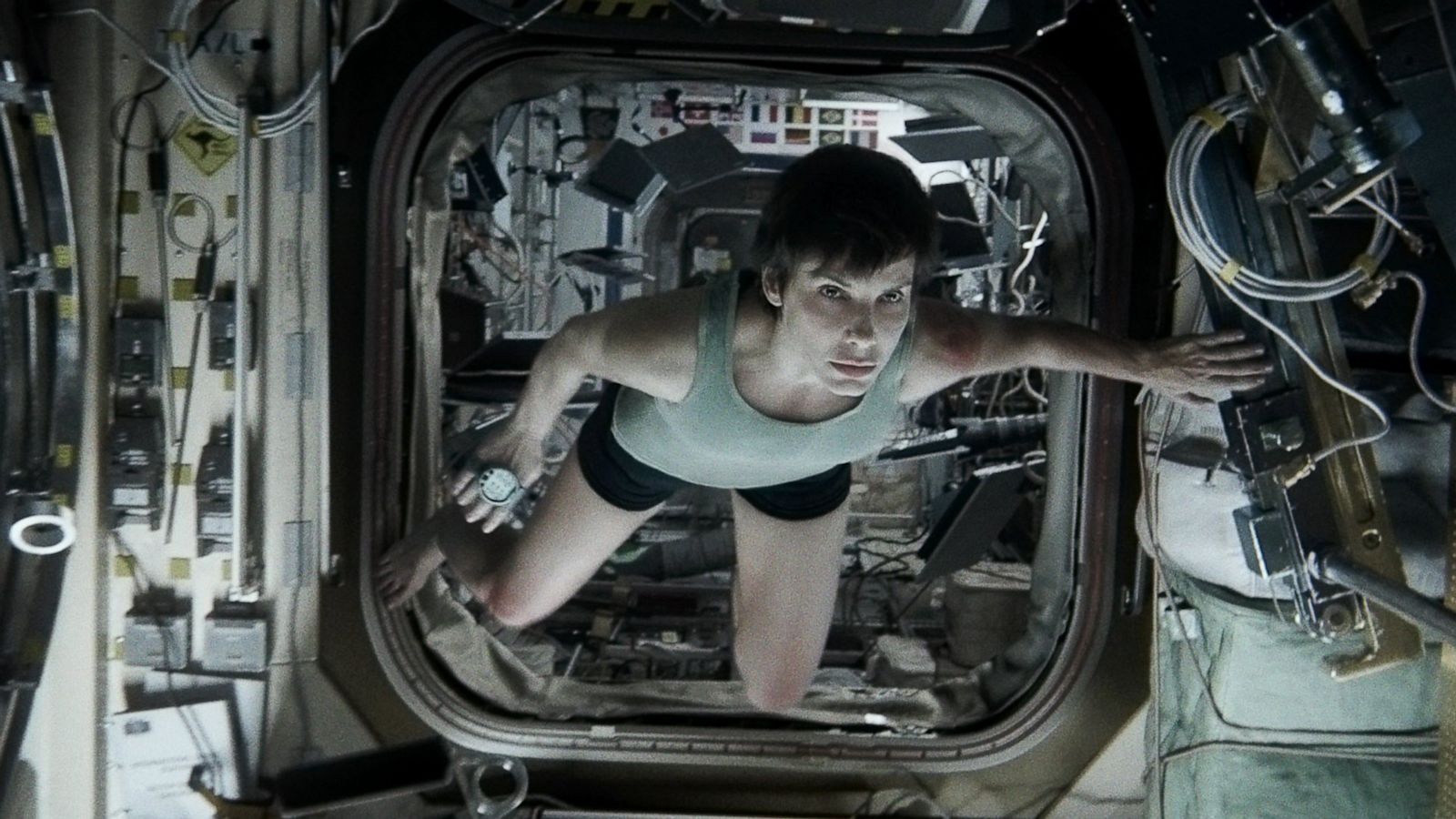Could 'Gravity' Really Happen? Astronauts, Physicists Weigh In