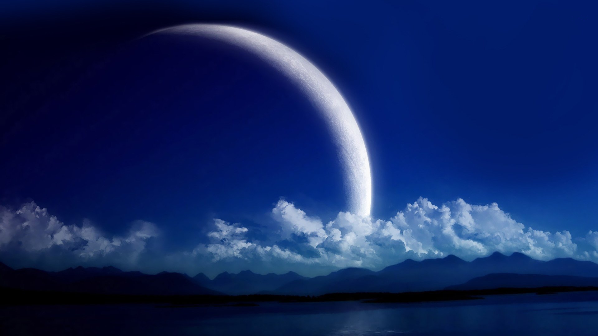 Crescent Moon HD Wallpaper