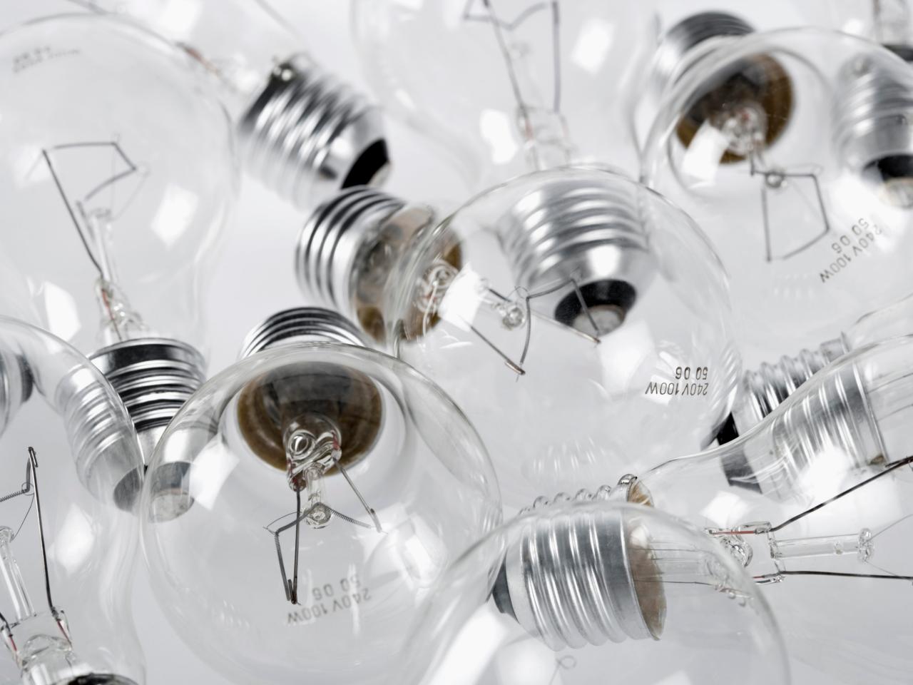Light Bulb Buying Guide: How to Choose LEDs, CFLs WiFi Smart Lights