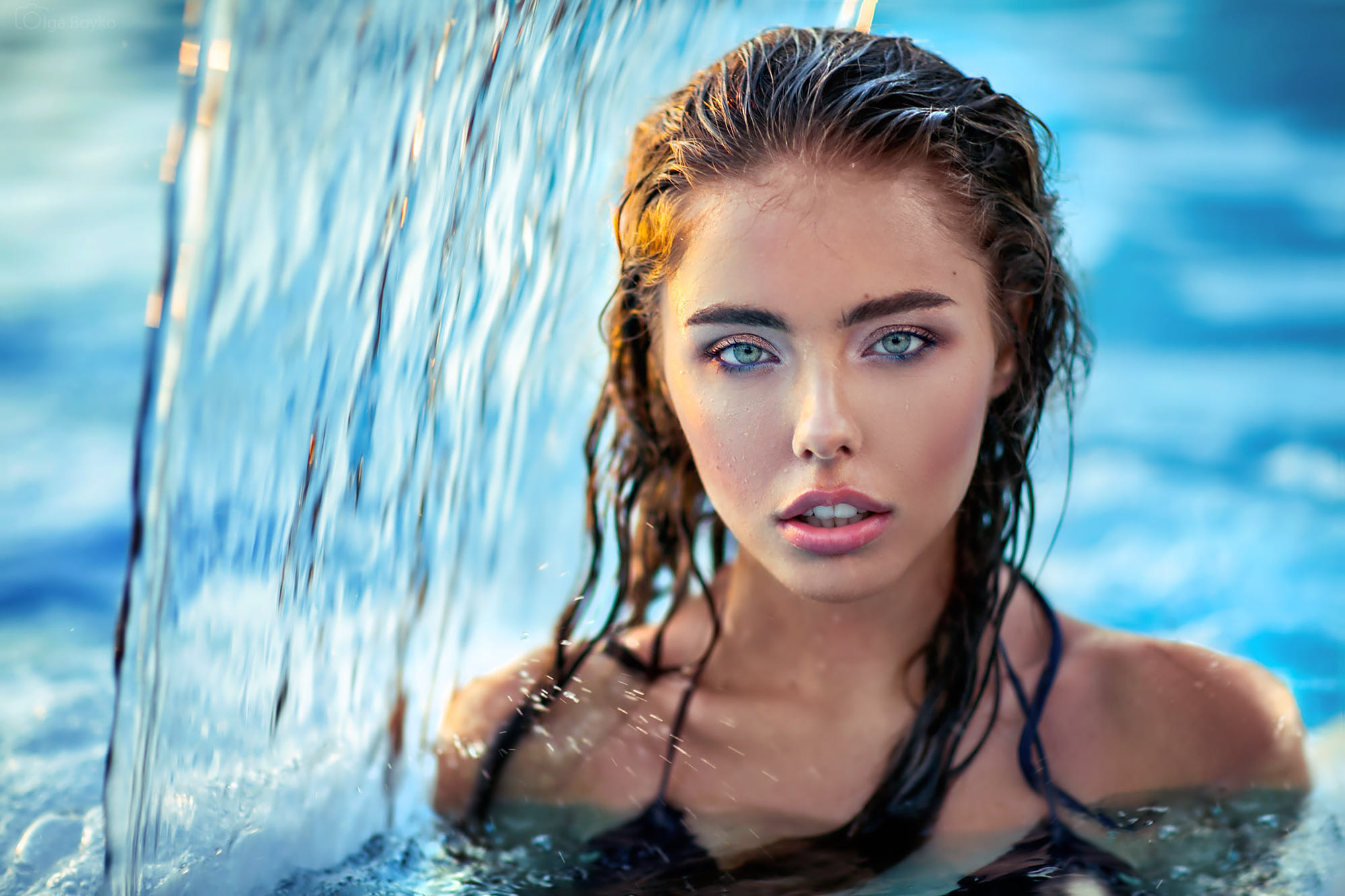 Wallpaper, women, brunette, black bras, wet hair, eyeshadow, blue eyes, face, portrait, water drops, tanned, Olga Boyko 2000x1333