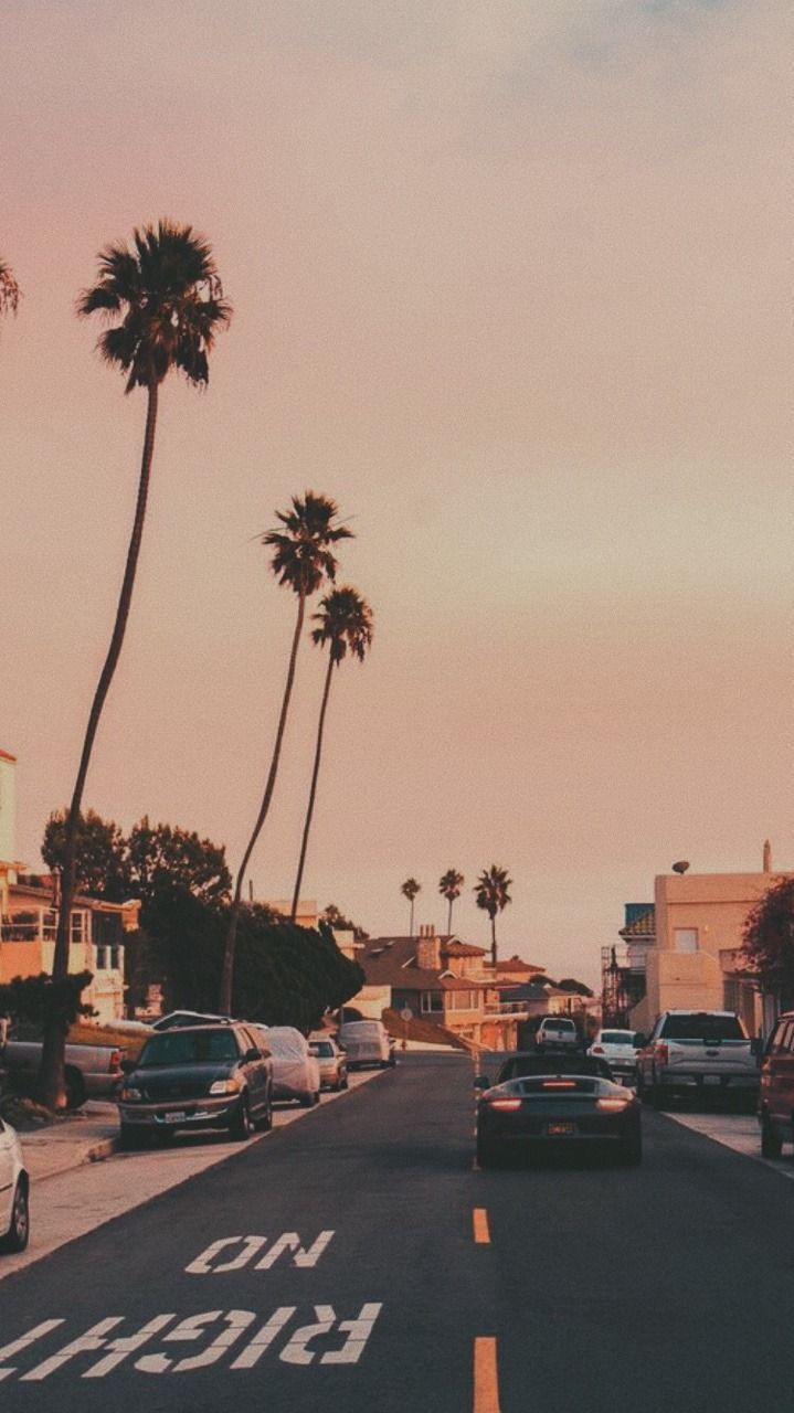 LOCK SCREENs #cutelockscreenwallpaper LOCK SCREENs #cutelockscreenwallpaper LOCK SCREENs #cutelock. Sky aesthetic, Aesthetic background, iPhone wallpaper vintage