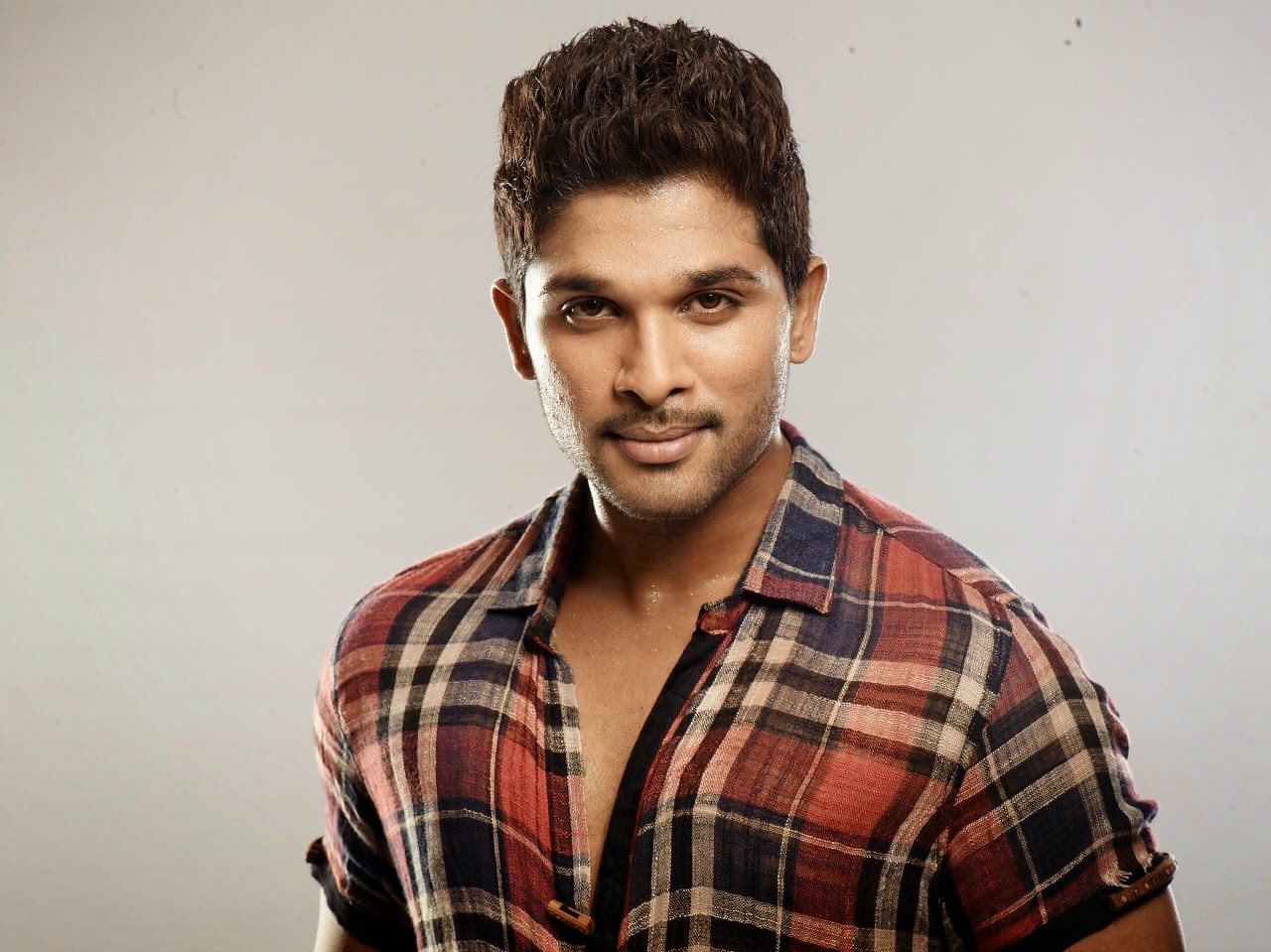 Allu Arjun And Kajal Wallpaper
