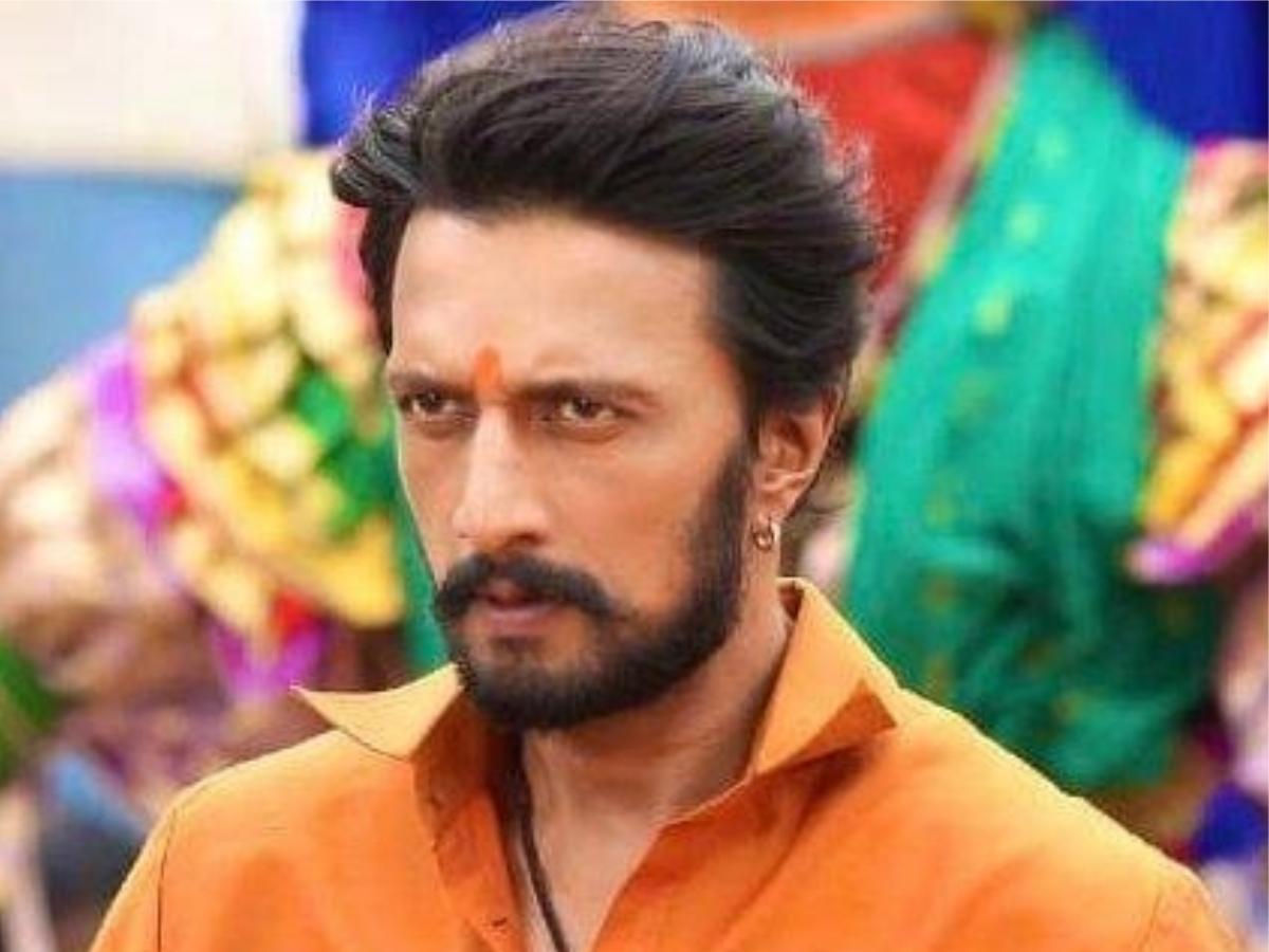 Fans mob Kiccha Sudeep as he visits Chamundi hills a day after his birthday; WATCH