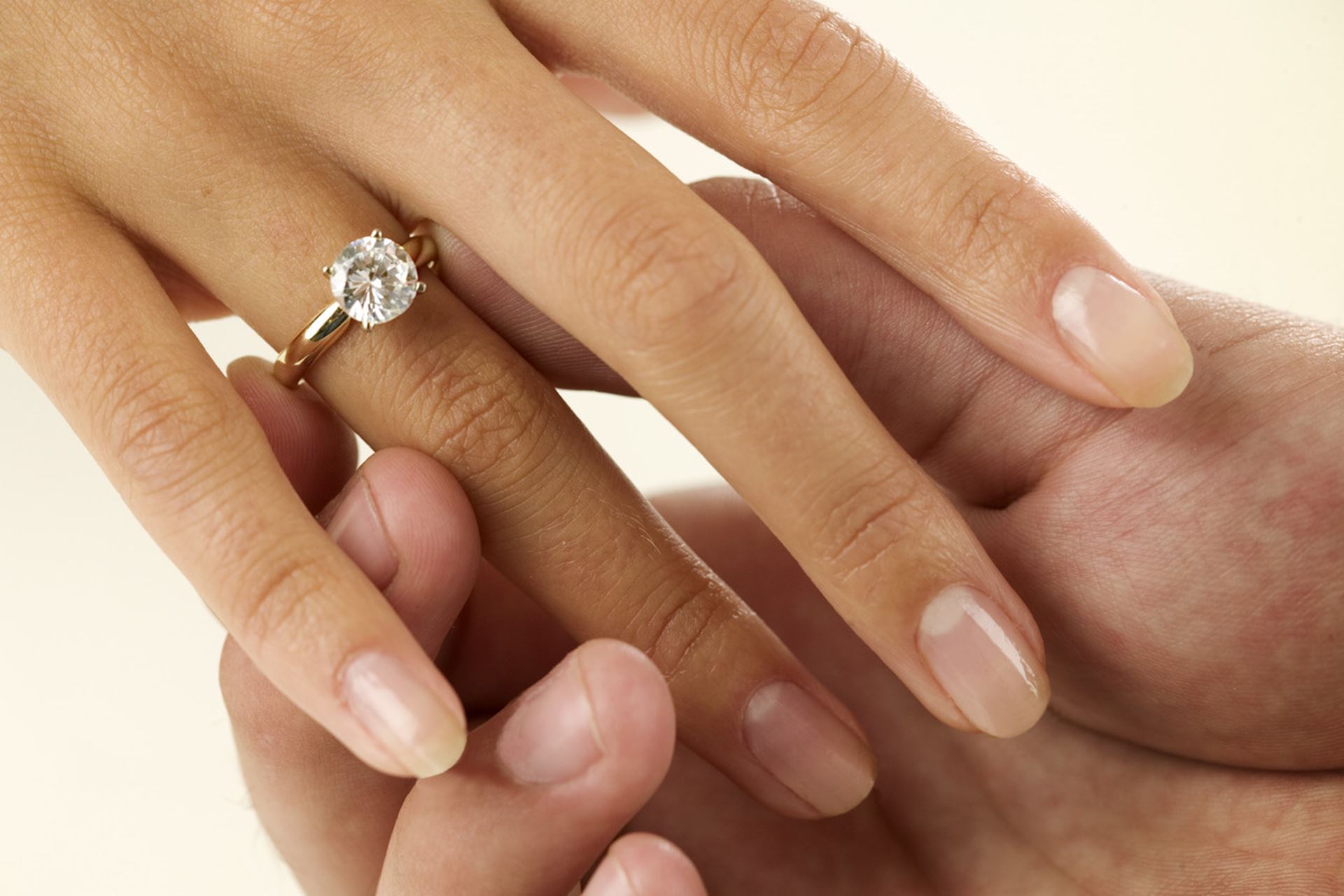Engagement Ceremony Diamond Ring HD Wallpaper