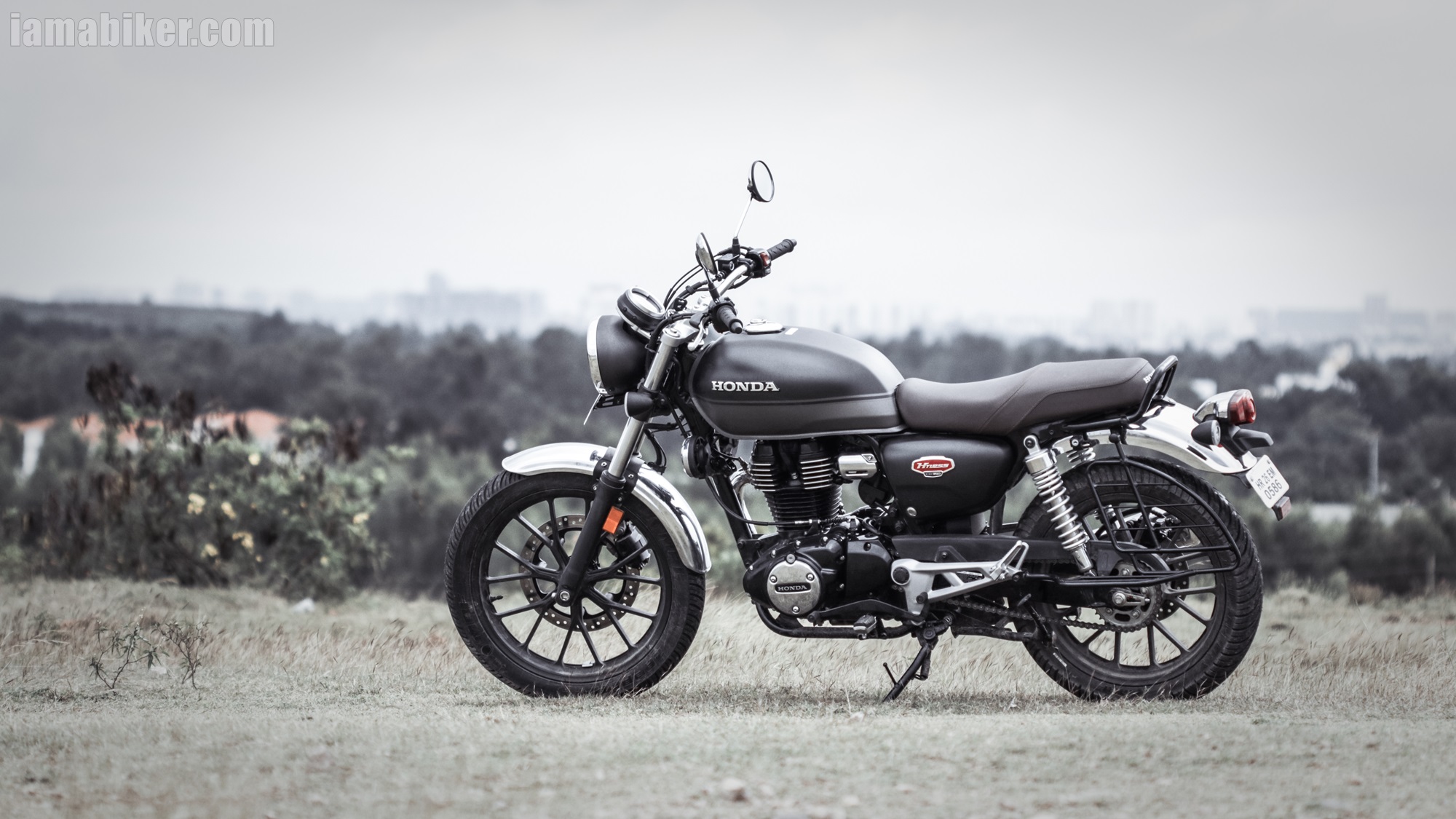 Honda H'ness CB350 HD wallpaper. IAMABIKER Motorcycle!
