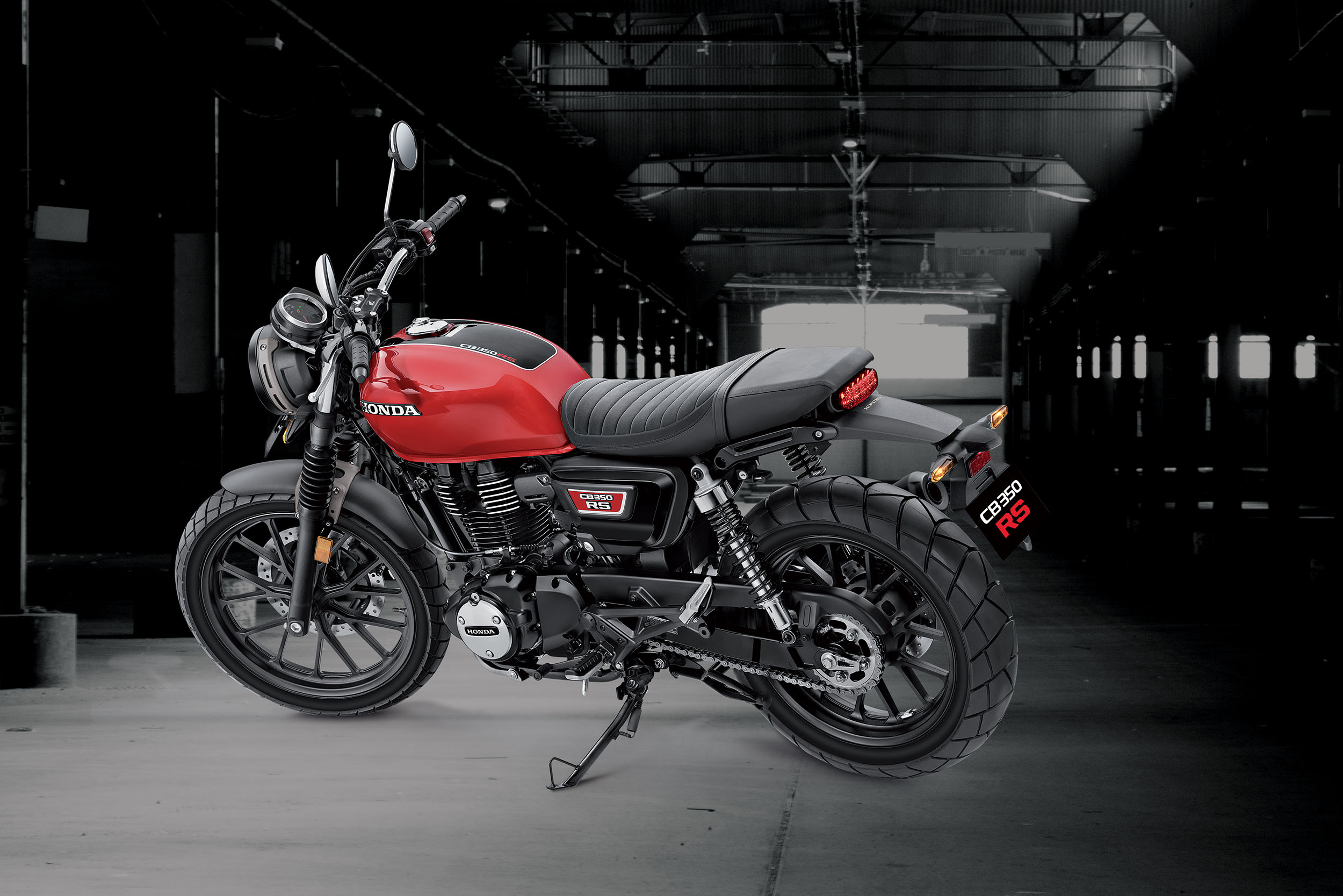 Honda CB350 RS vs H'ness CB350: Differences explained
