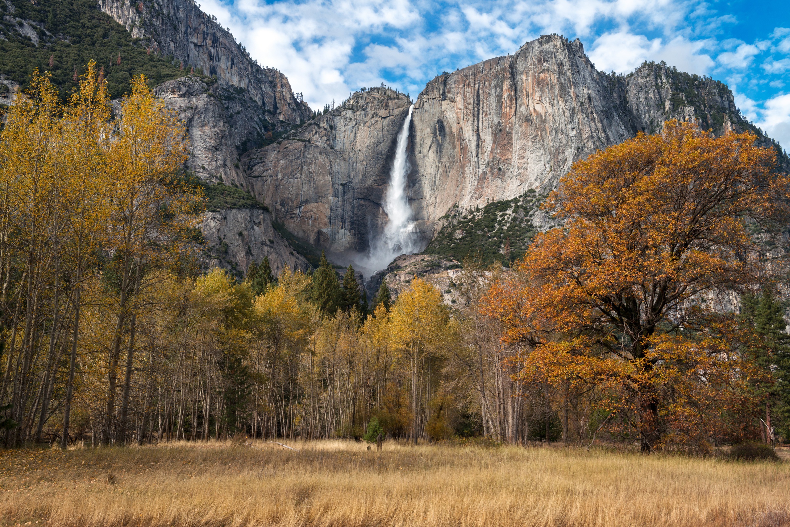 Yosemite Falls HD Wallpaper and Background