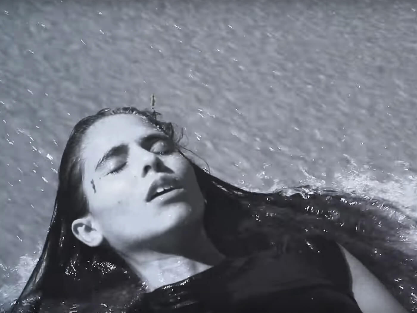 Shake Drops Black And White Video For “Fish On Land”