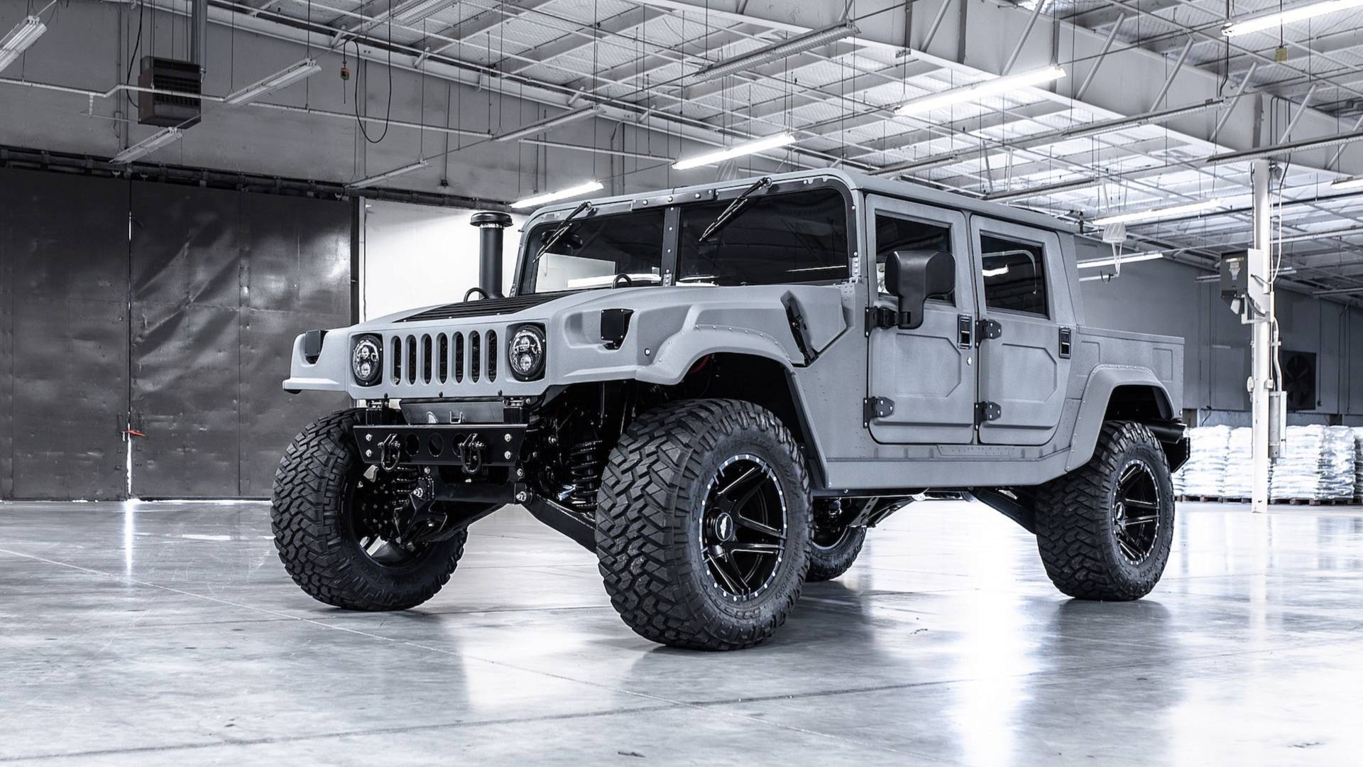 Finally, A Military Spec Hummer You Can Actually Buy