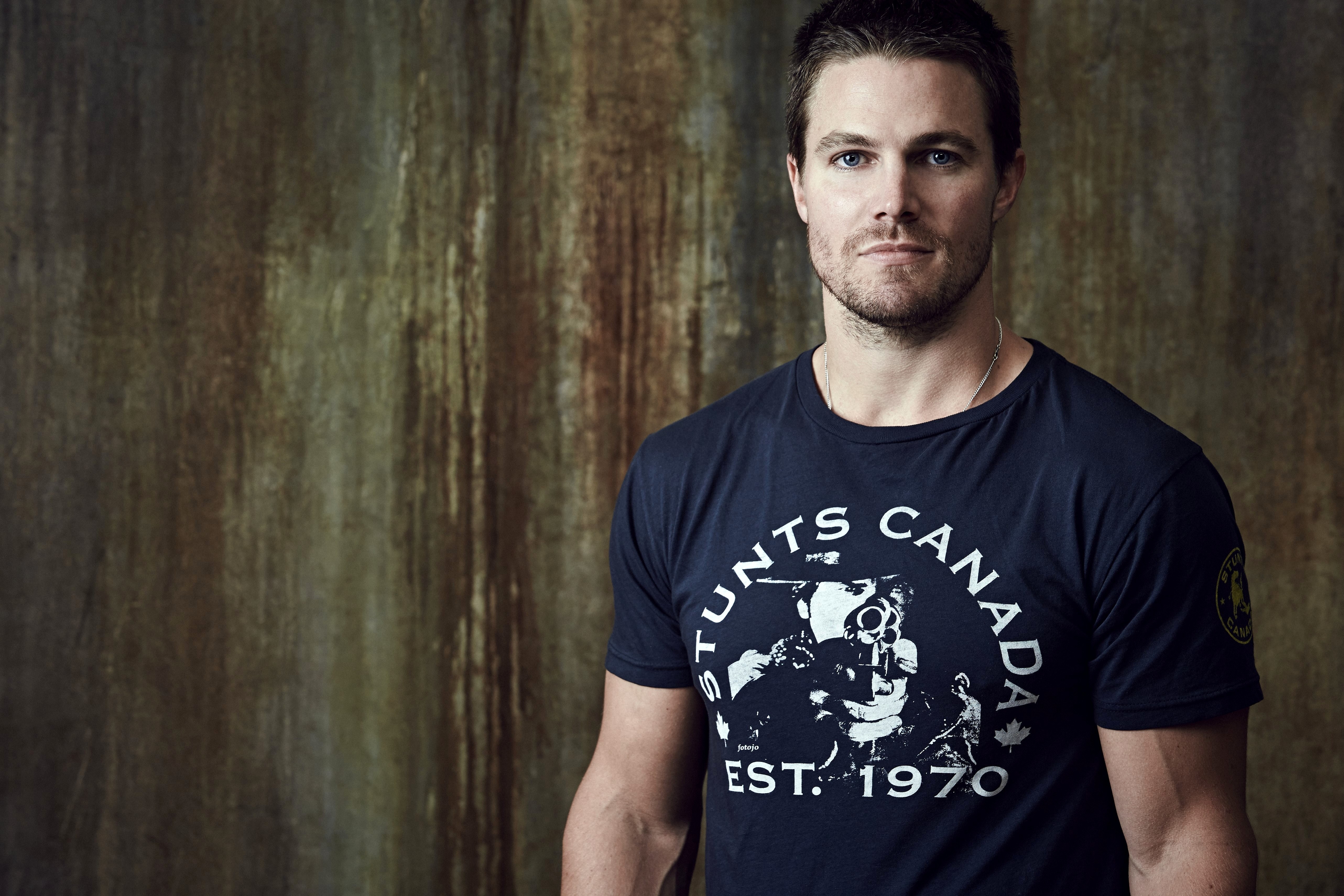 Wallpaper, black, model, T shirt, brunette, actor, fashion, spring, Person, Stephen Amell, cool, man, male, muscle, hairstyle, portrait photography, photo shoot, facial hair 5129x3420