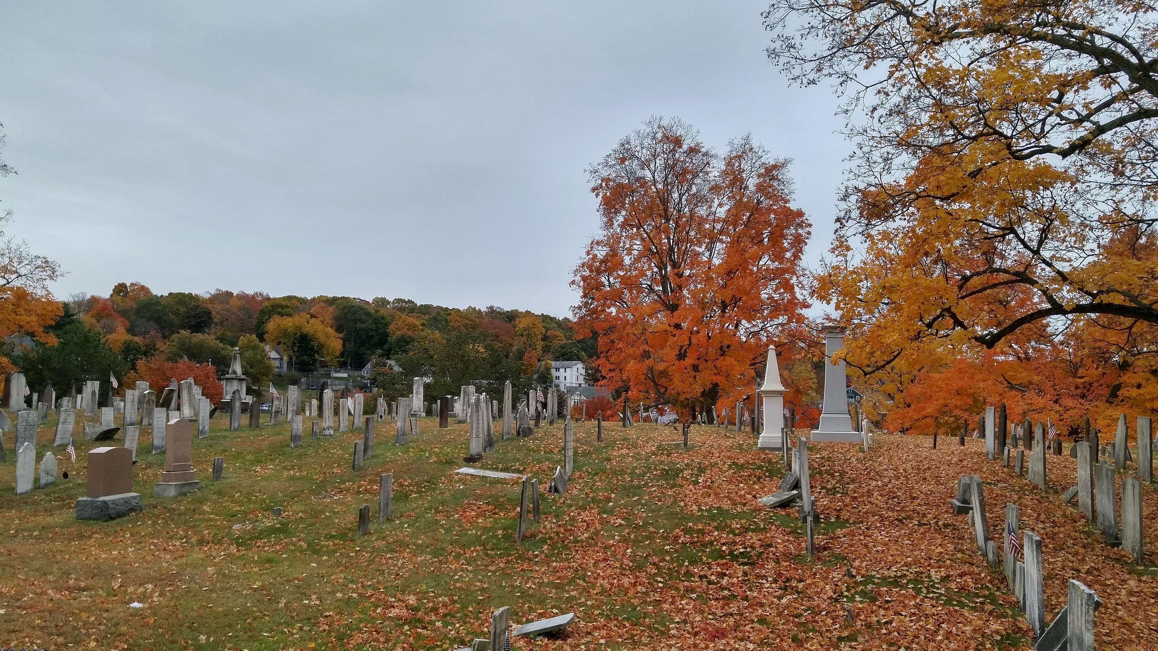 3840x2160 cloudy, fall, foliage, graveyard, leaves, orange 4k wallpaper JPG 1284 kB