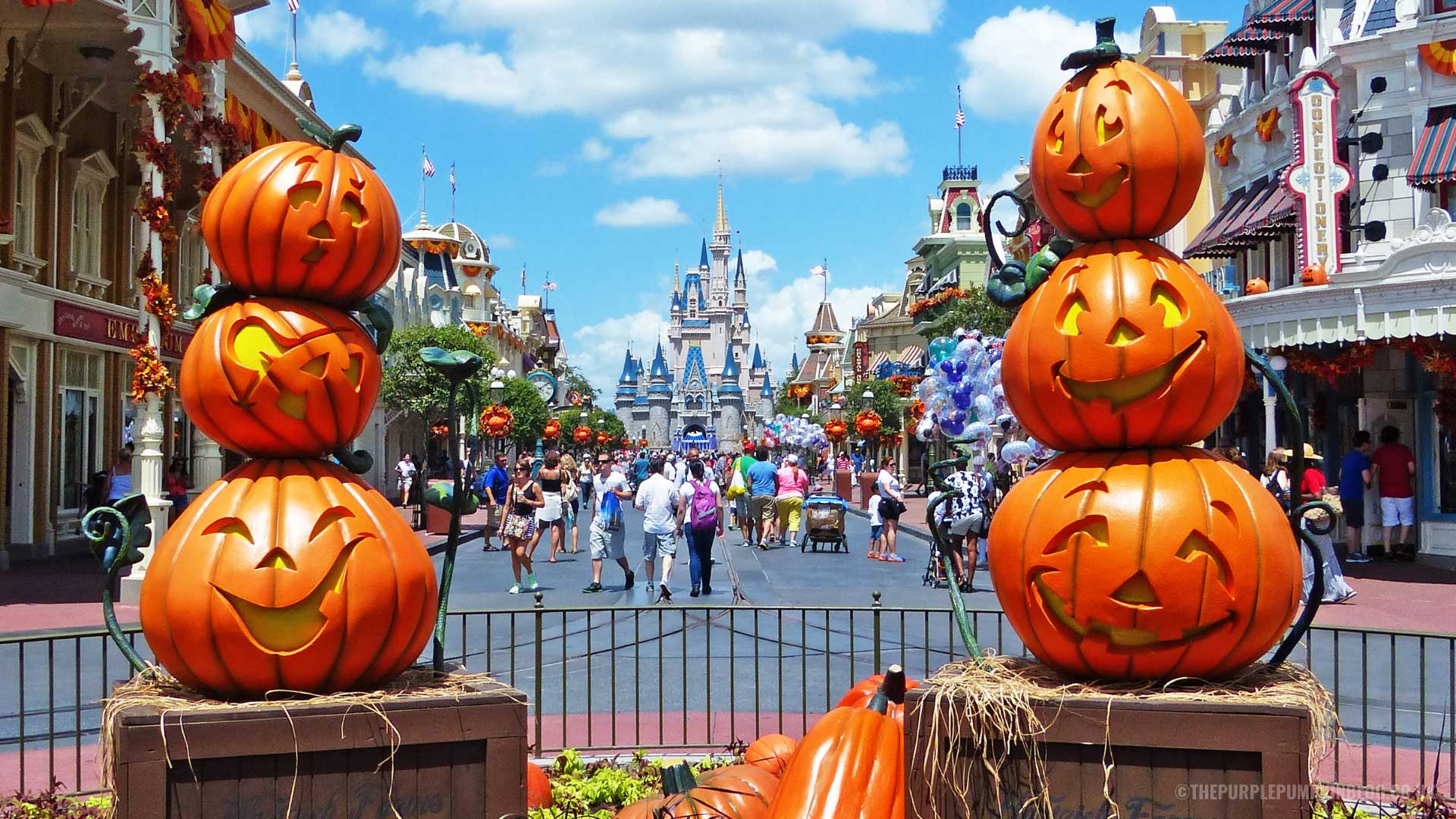 Free Disney Halloween Desktop Background