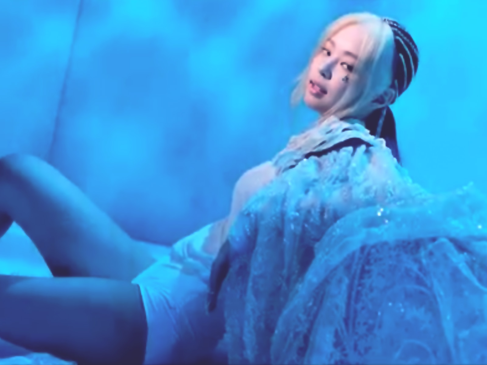 Dress Up Like Jennie in How You Like That MV Fashion Request