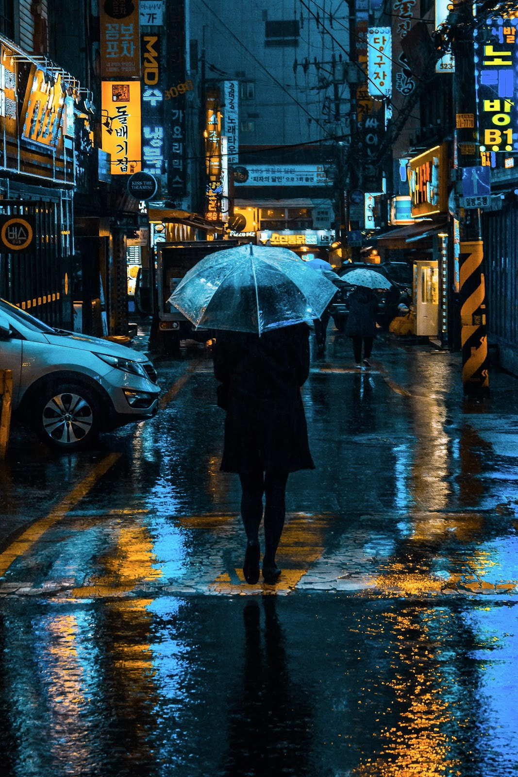 practical rain photography tips for shooting image in stormy weather