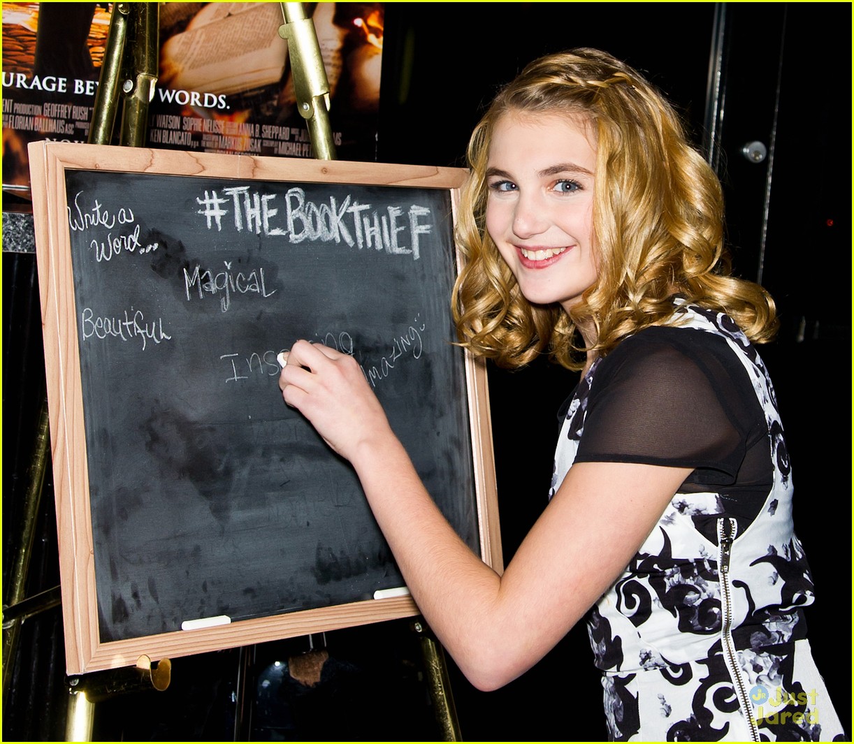 Sophie N�lisse: 'The Book Thief' Screening in Philadelphia!: Photo 617345. Sophie N�lisse Picture. Just Jared Jr