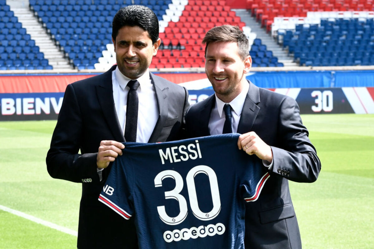 Lionel Messi's New Contract With Paris Saint Germain Will Pay Him Partly In Cryptocurrency. Celebrity Net Worth