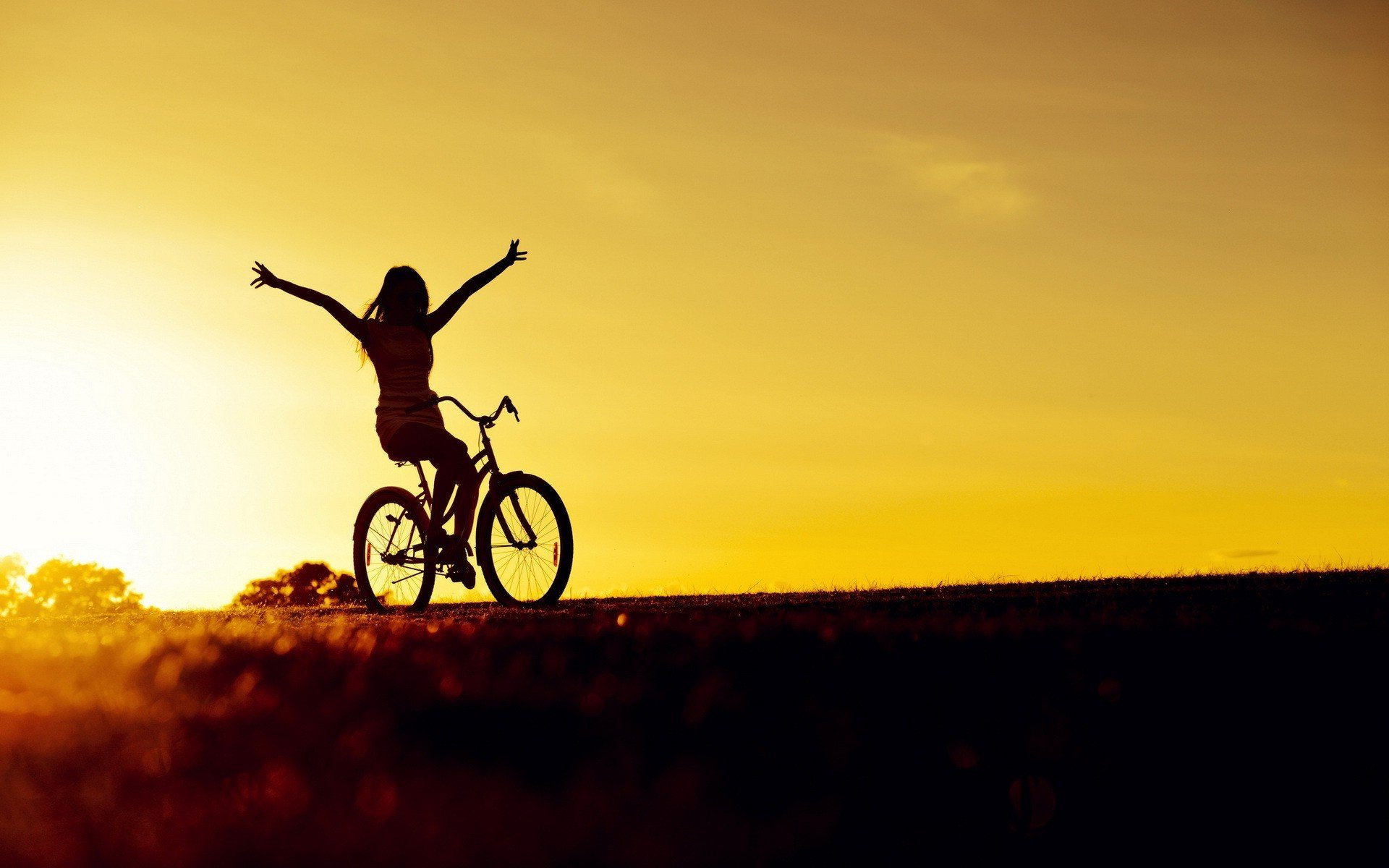 Bicycle Women Wallpapers - Wallpaper Cave