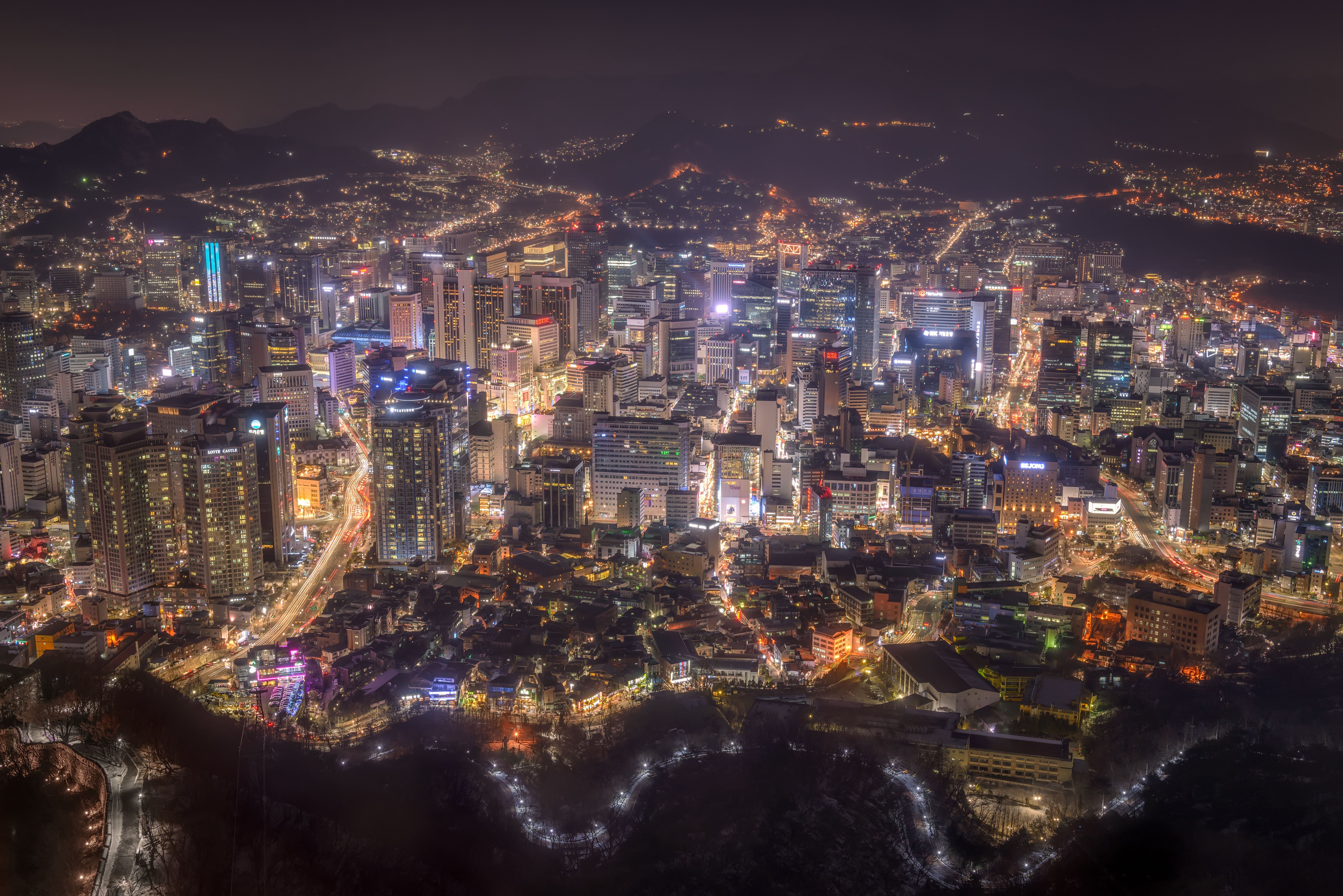 Seoul at Night Wallpaper